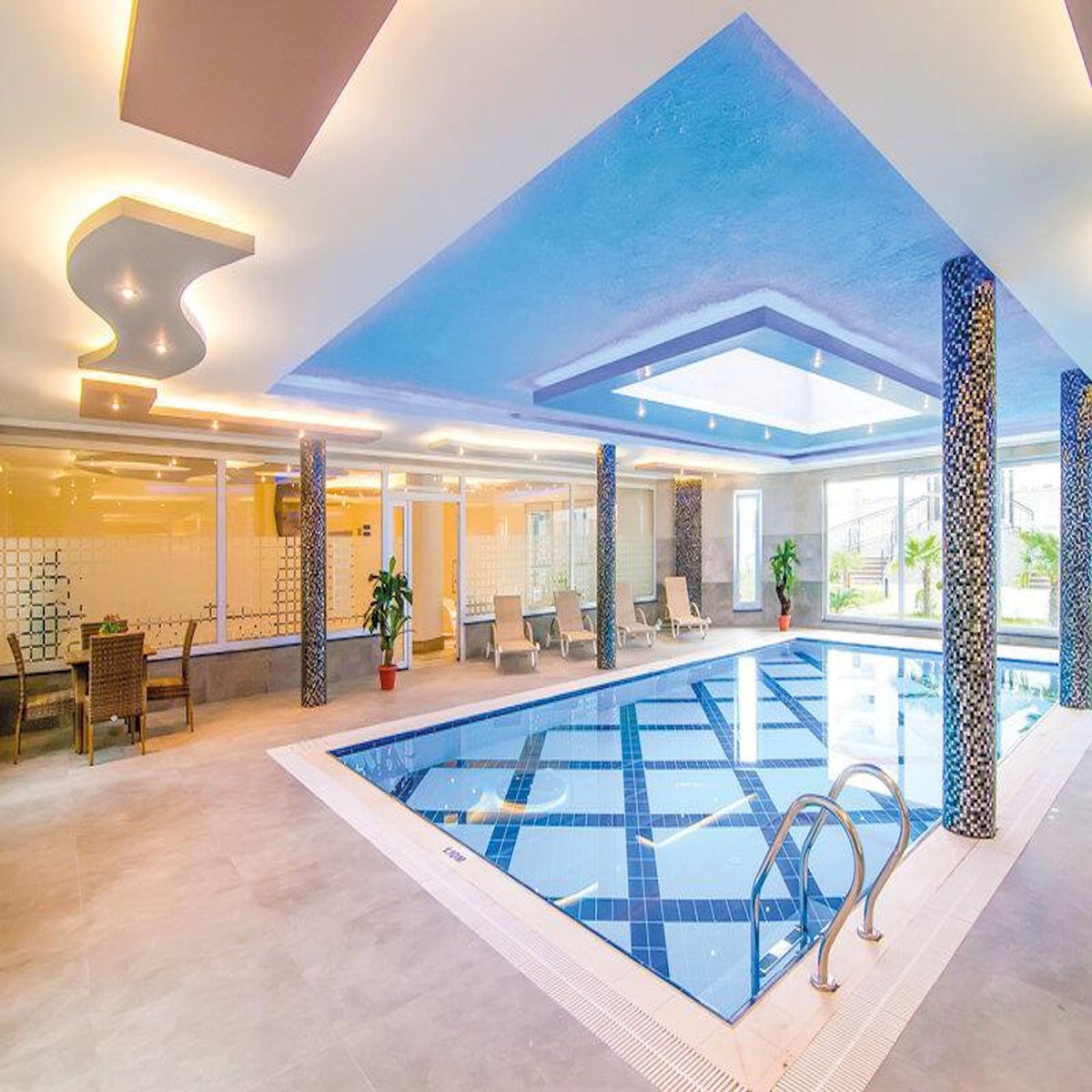 Smartbox Coffret cadeau Fête des Mères : escapade de 3 jours avec dîner ou accès au spa - Coffret Cadeau Séjour