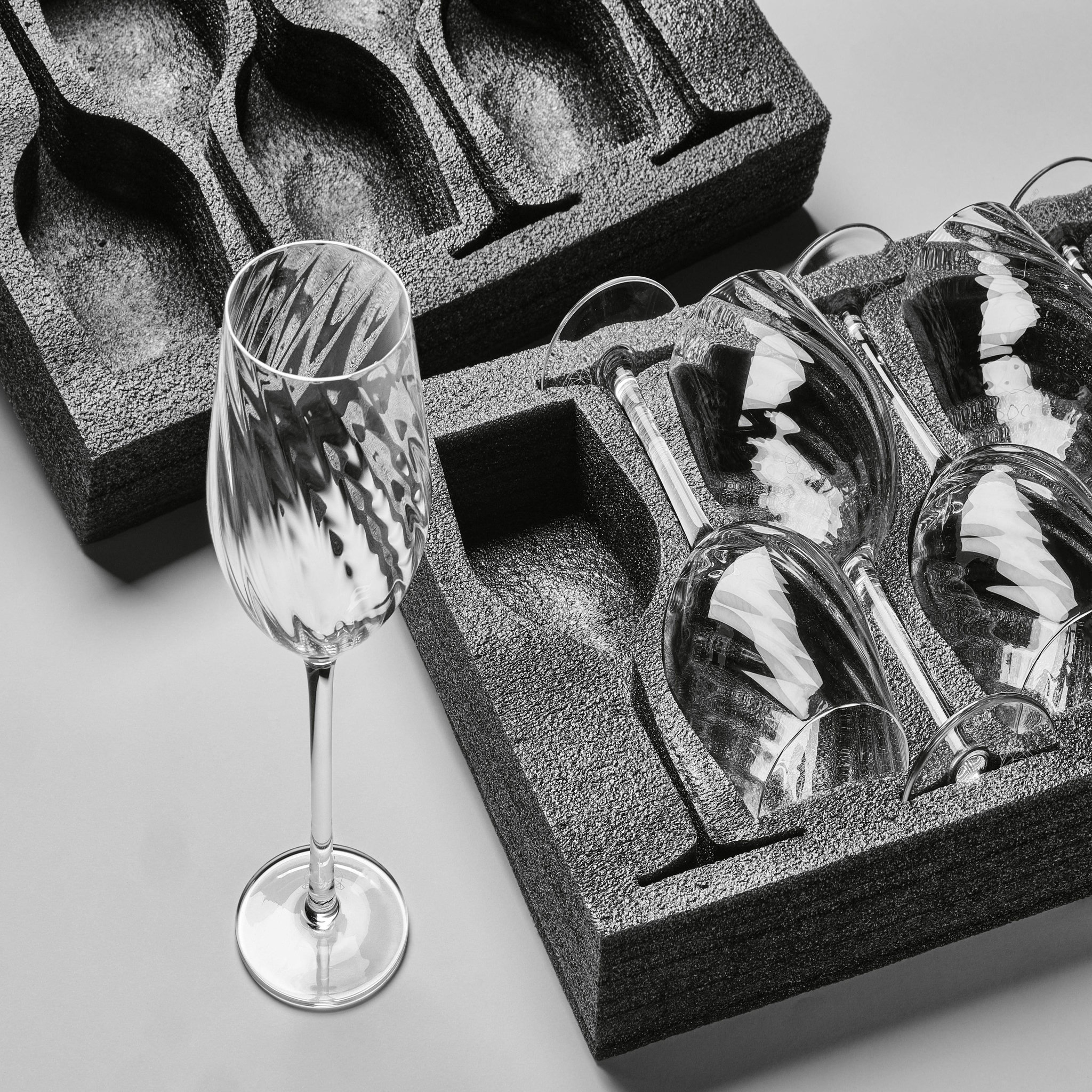 Voir la diapositive 6 : BJORN Verre à pied 36cl sten - 6 pièces