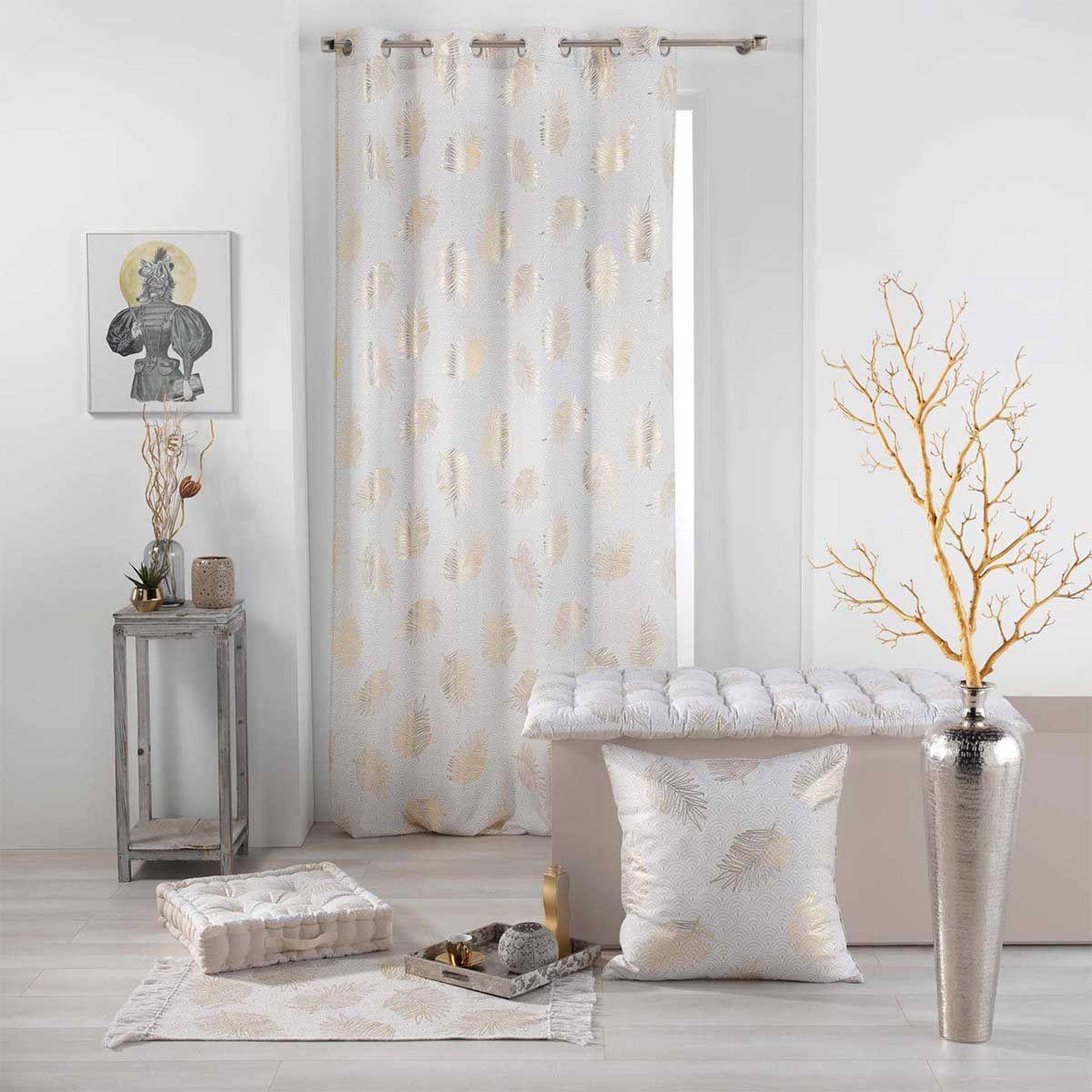 Voir la diapositive 3 : Douceur d'Intérieur Coussin déco imprimé  sunny gold  60x60cm or