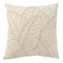 Voir la diapositive 1 : Paris Prix Coussin Déco Feuilles  Lara  43x43cm Blanc