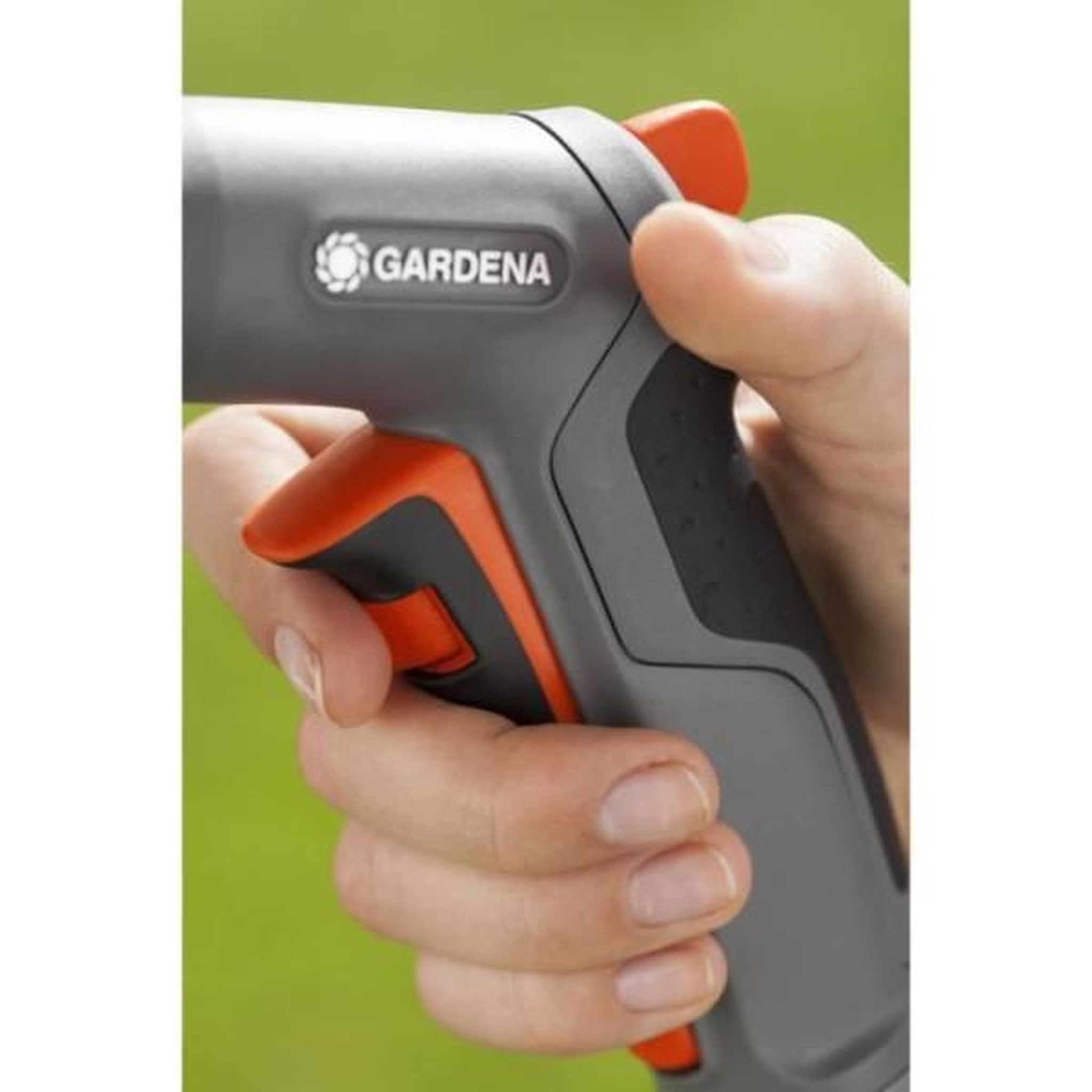 Voir la diapositive 3 : Gardena Pistolet d'arrosage et nettoyage gardena comfort - jet concentré & brume - verrouillage du jet - garantie 5 ans
