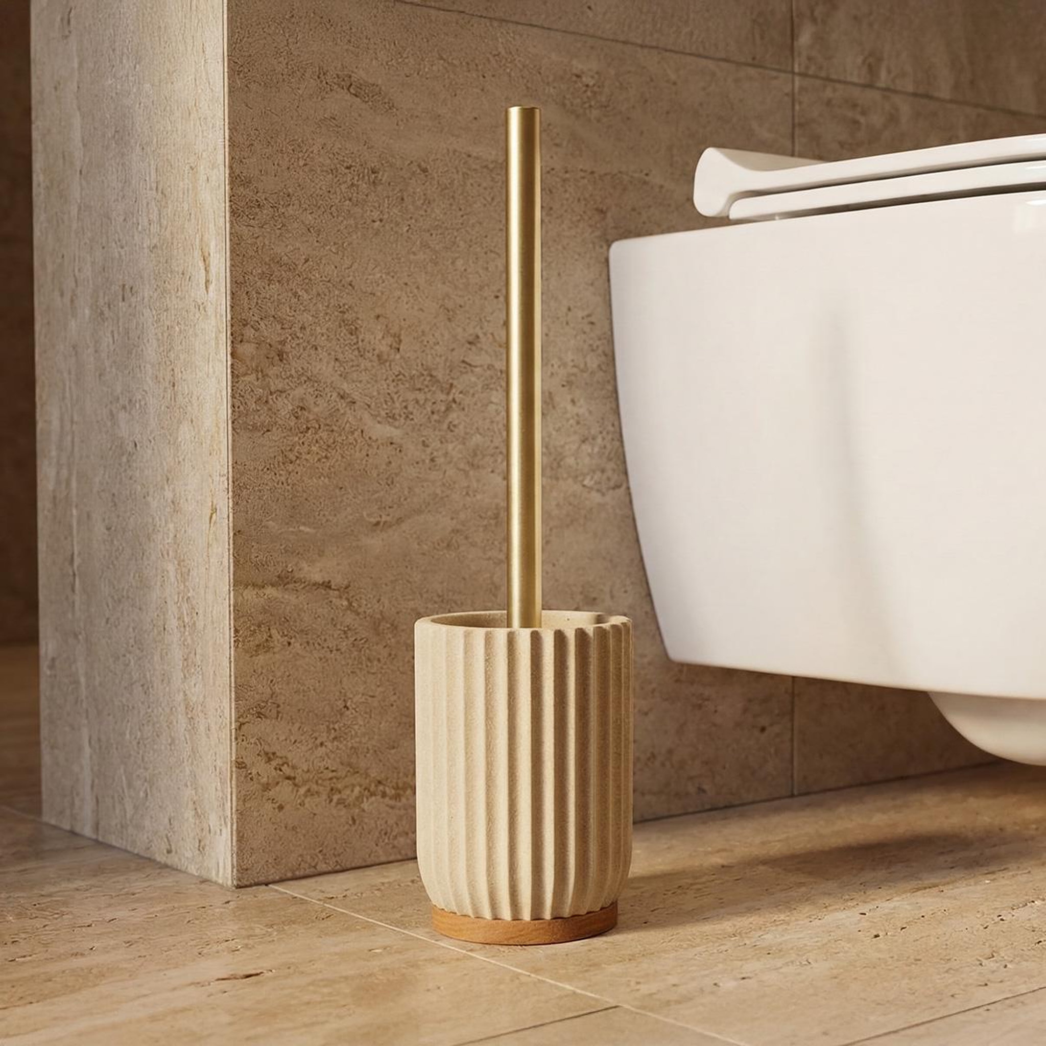 Voir la diapositive 2 : MAISON AUBERTIN Brosse wc résine beige oceano