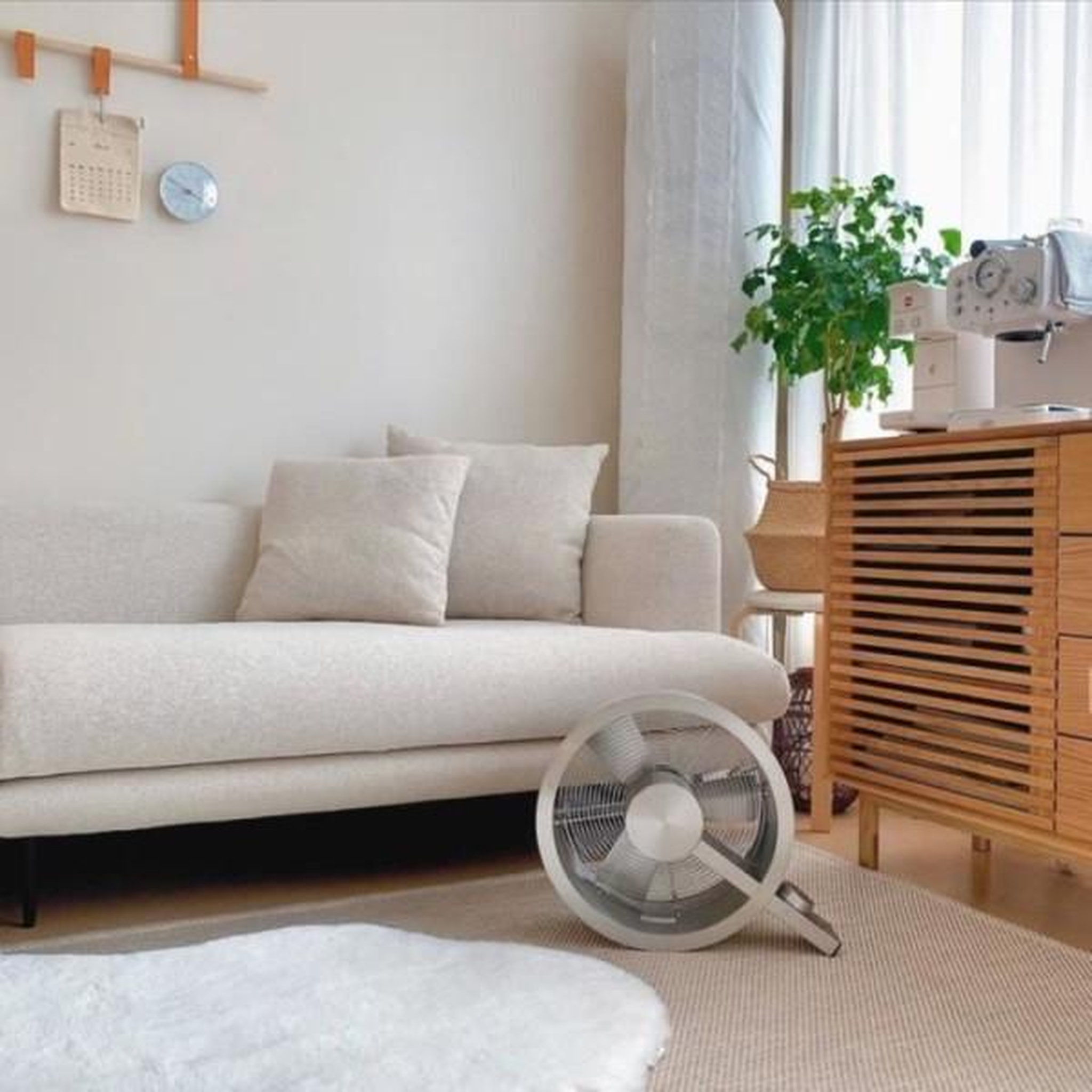 Voir la diapositive 4 : STADLER FORM Ventilateur de table Stadler Form Q métallique