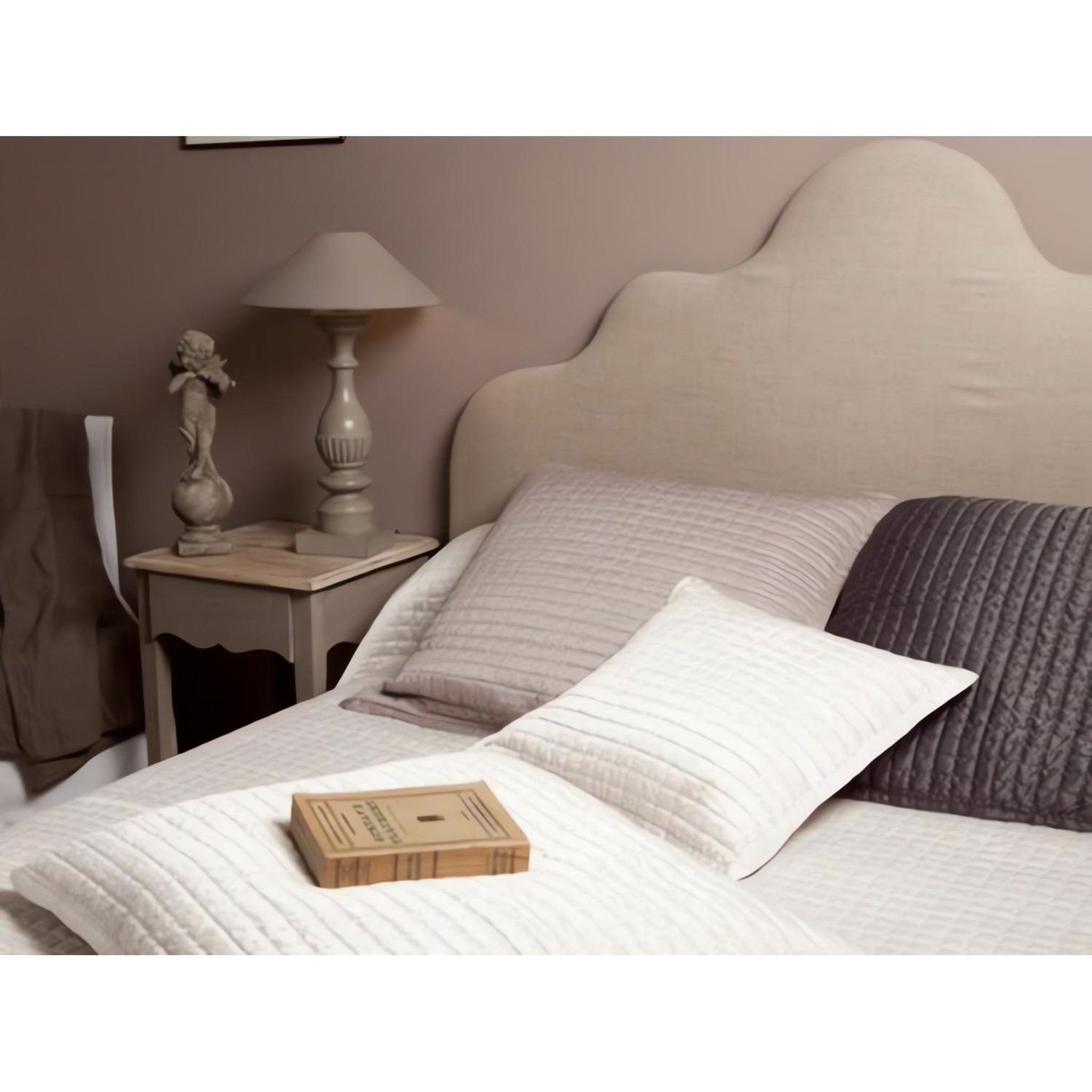 Voir la diapositive 2 : Harmony Courte pointe ULYSSE 150x150 cm beige