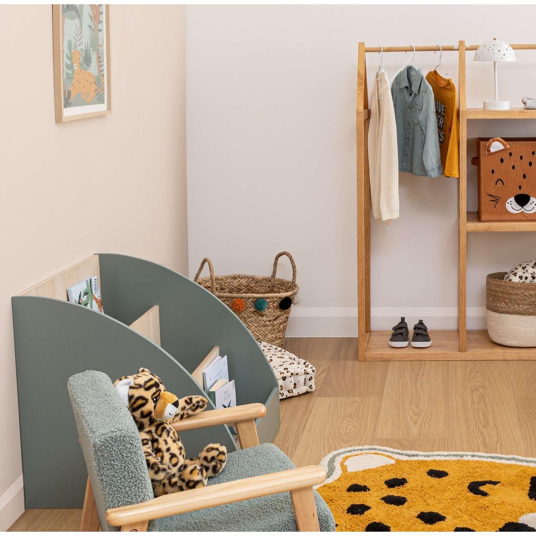 Voir la diapositive 4 : ATMOSPHERA Panier en roseau avec pompons - Diamètre 40 cm - Beige