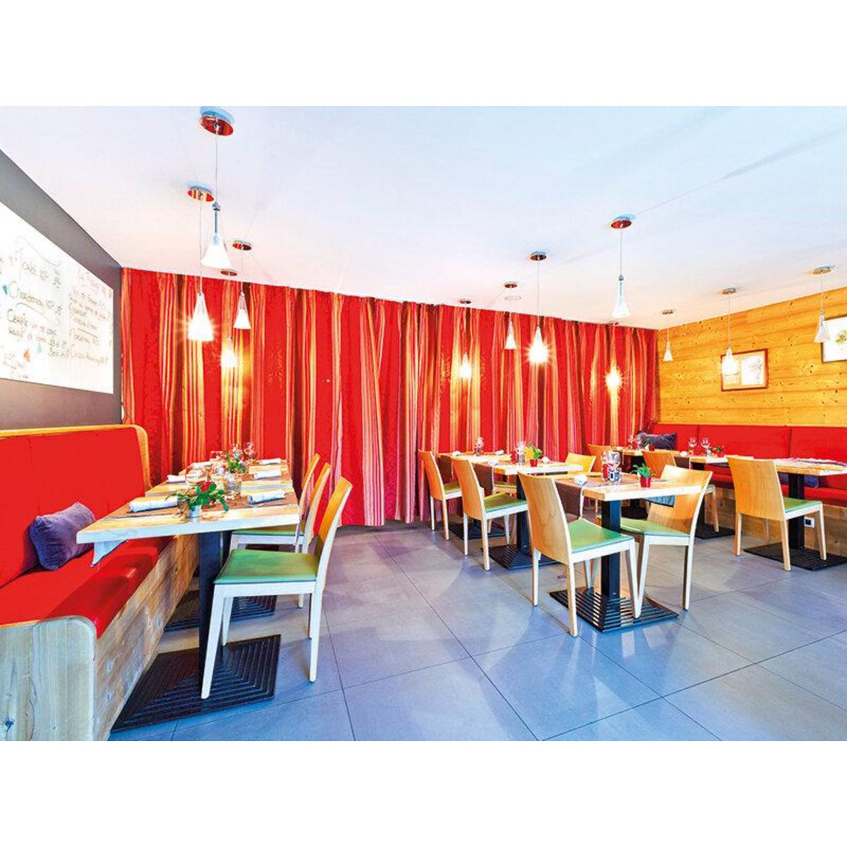 Smartbox Escapade romantique en hôtel 4* dans les Alpes - Coffret Cadeau Séjour