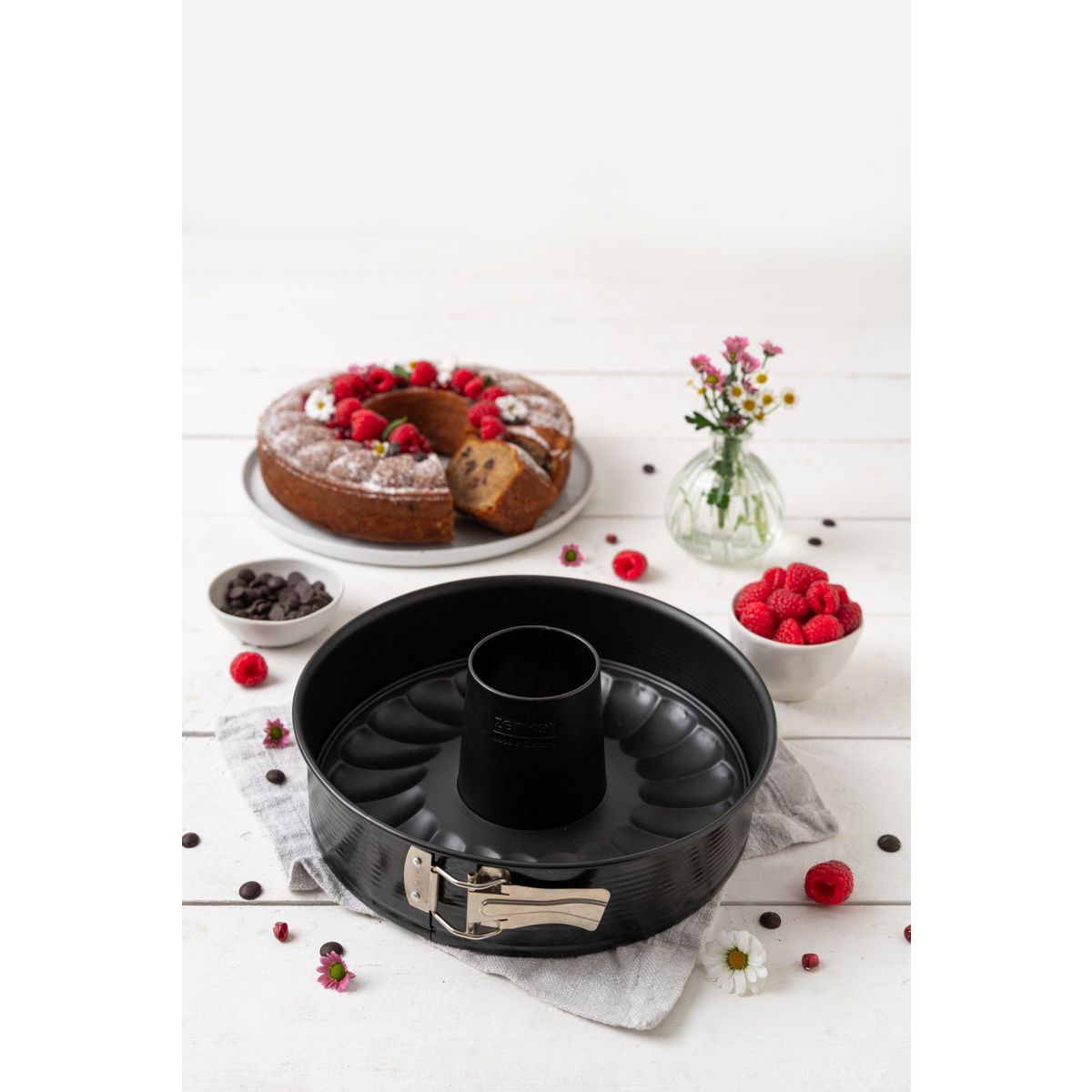 ZENKER Moule à manqué et à savarin double fond 28 cm Zenker PerfectBack+