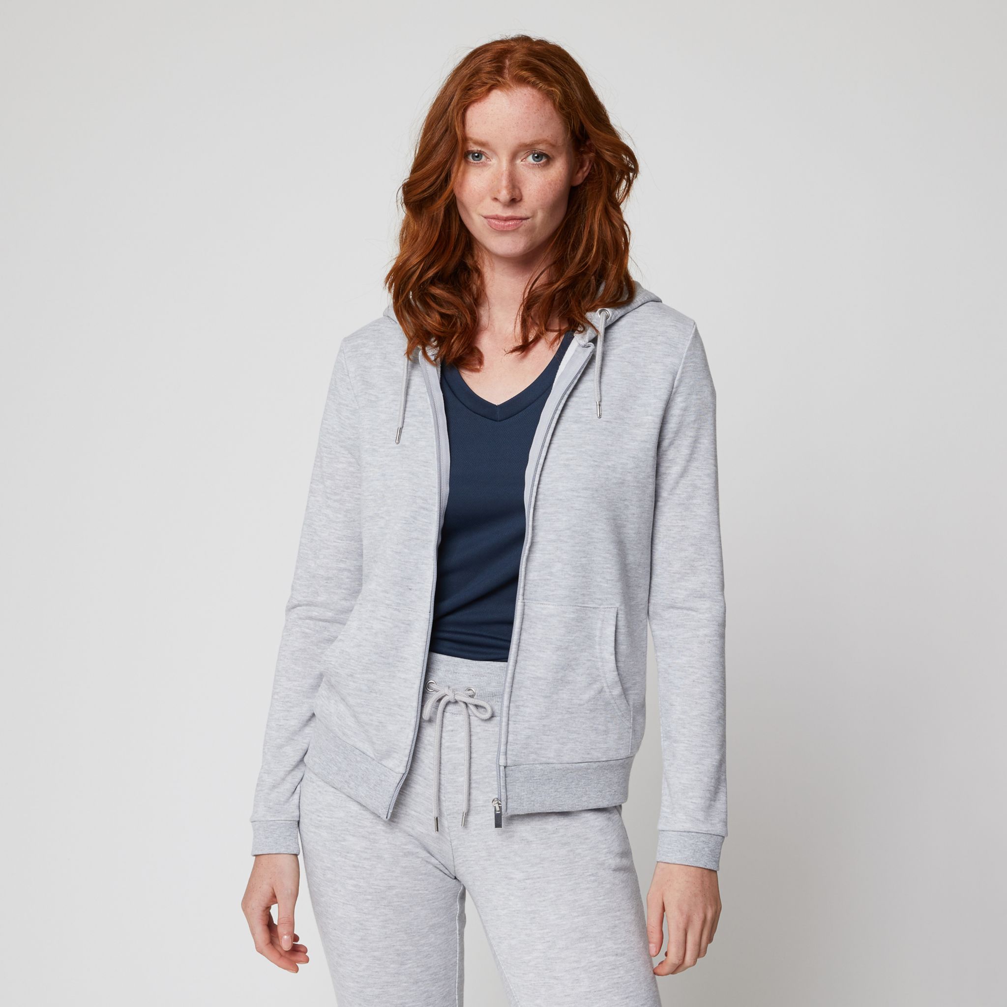 Tenues de sport femme pas cher - Plein de marques en promo ! - Les bons