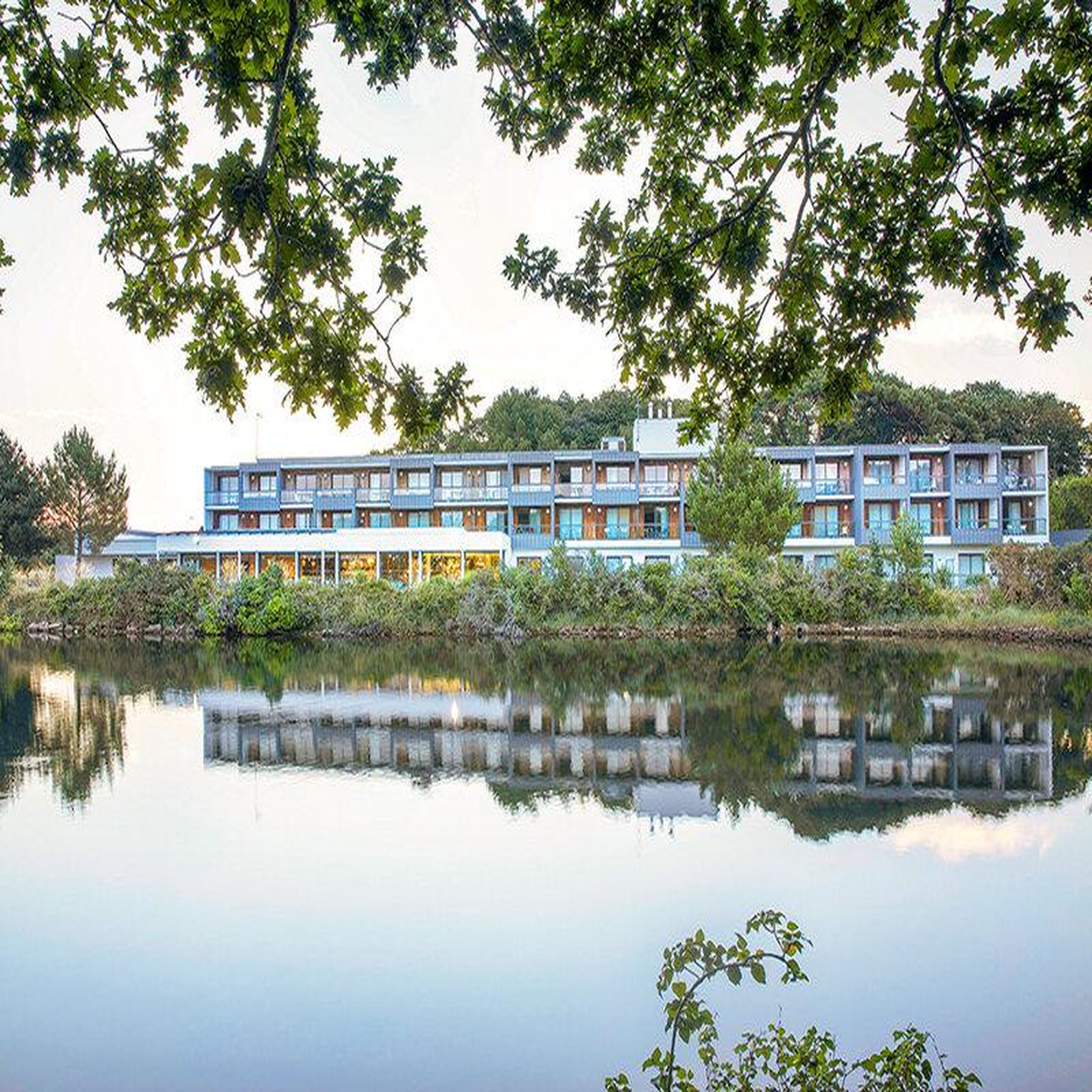 Voir la diapositive 4 : Smartbox 2 jours avec dîner en hôtel Best Western 4* près de Lorient - Coffret Cadeau Séjour