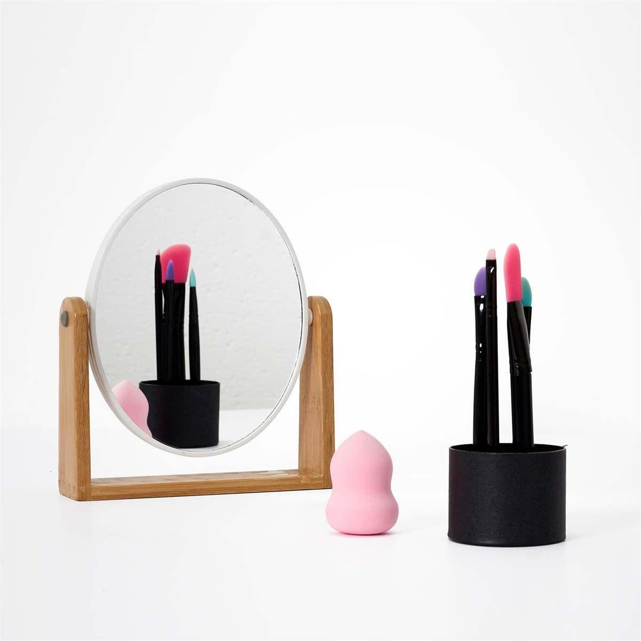 Voir la diapositive 3 : Cosmetic Club Miroir en bambou  double face  21cm naturel