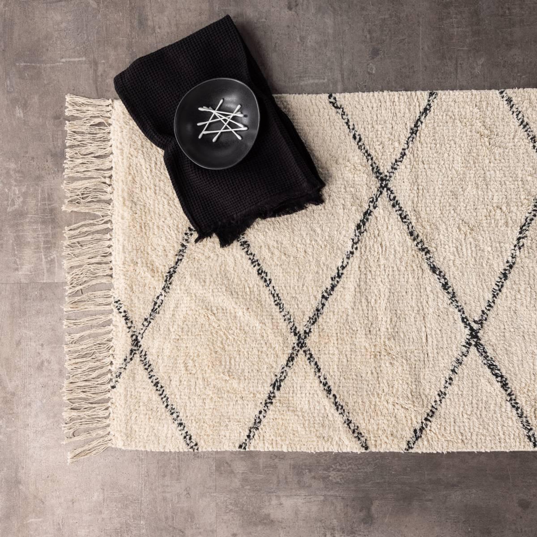 Voir la diapositive 3 : Paris Prix Tapis déco  thelma  50x80cm naturel
