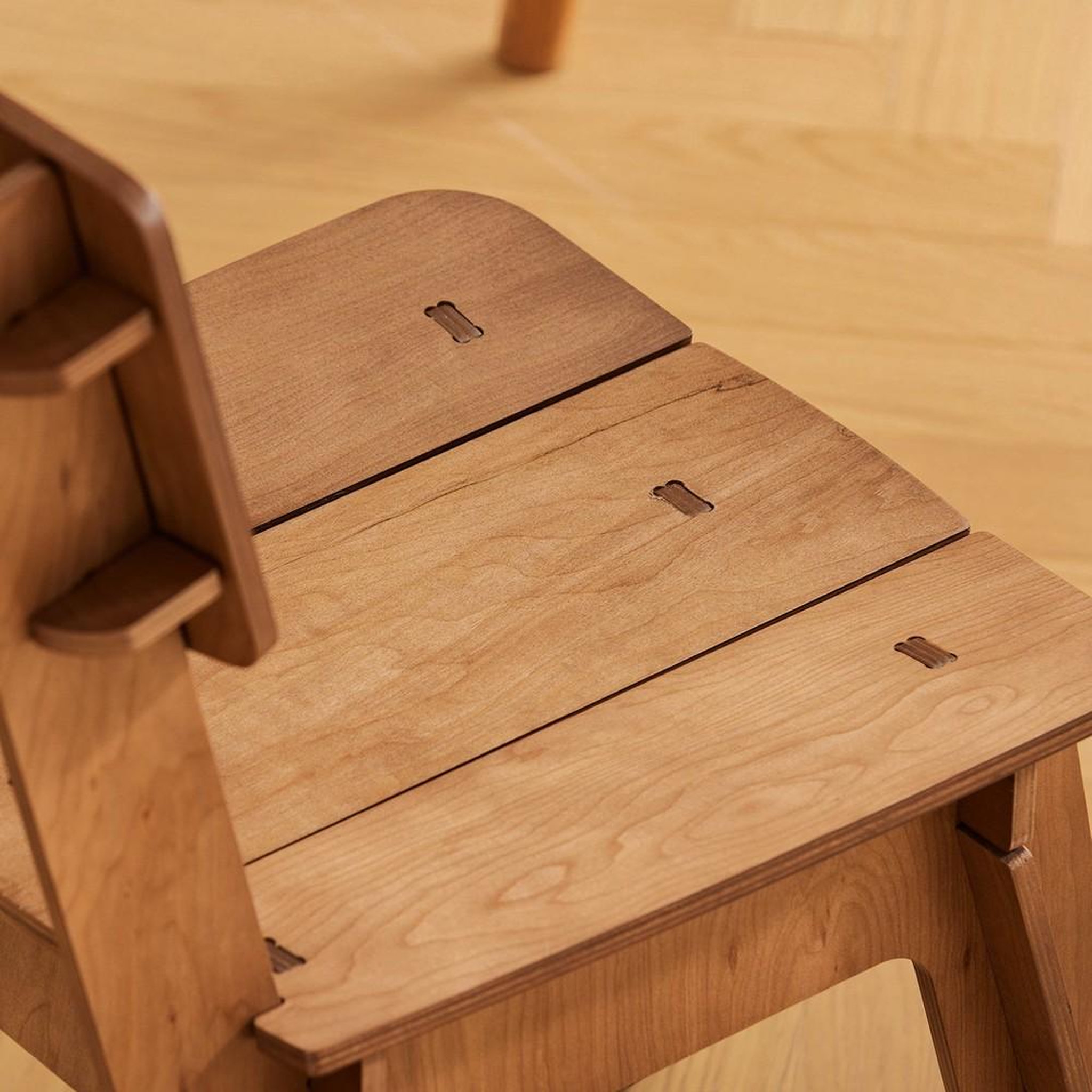 Voir la diapositive 5 : SOBUY SoBuy - Chaise De Salle À Manger à structure assemblée par tenons et mortaises - Moderne - HFST01