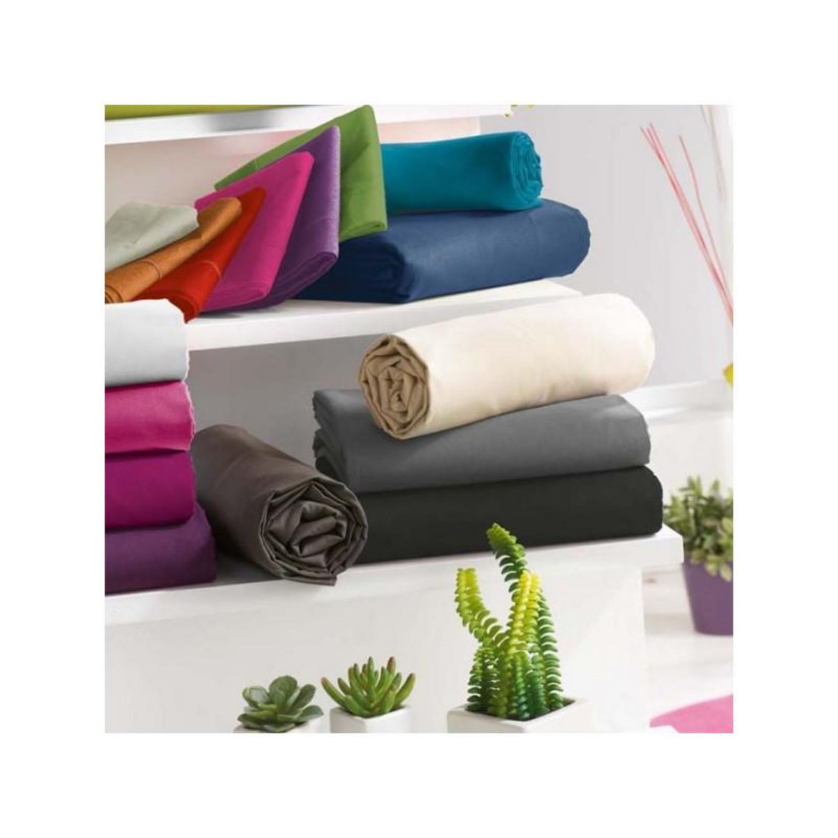 UNIVERS DECOR Drap housse Fushia 90 x 190 cm / 100% coton / 57 fils/cm² - Rose - 90 x 190 cm