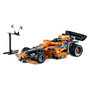Voir la diapositive 5 : LEGO Technic 42104 - Le camion de course