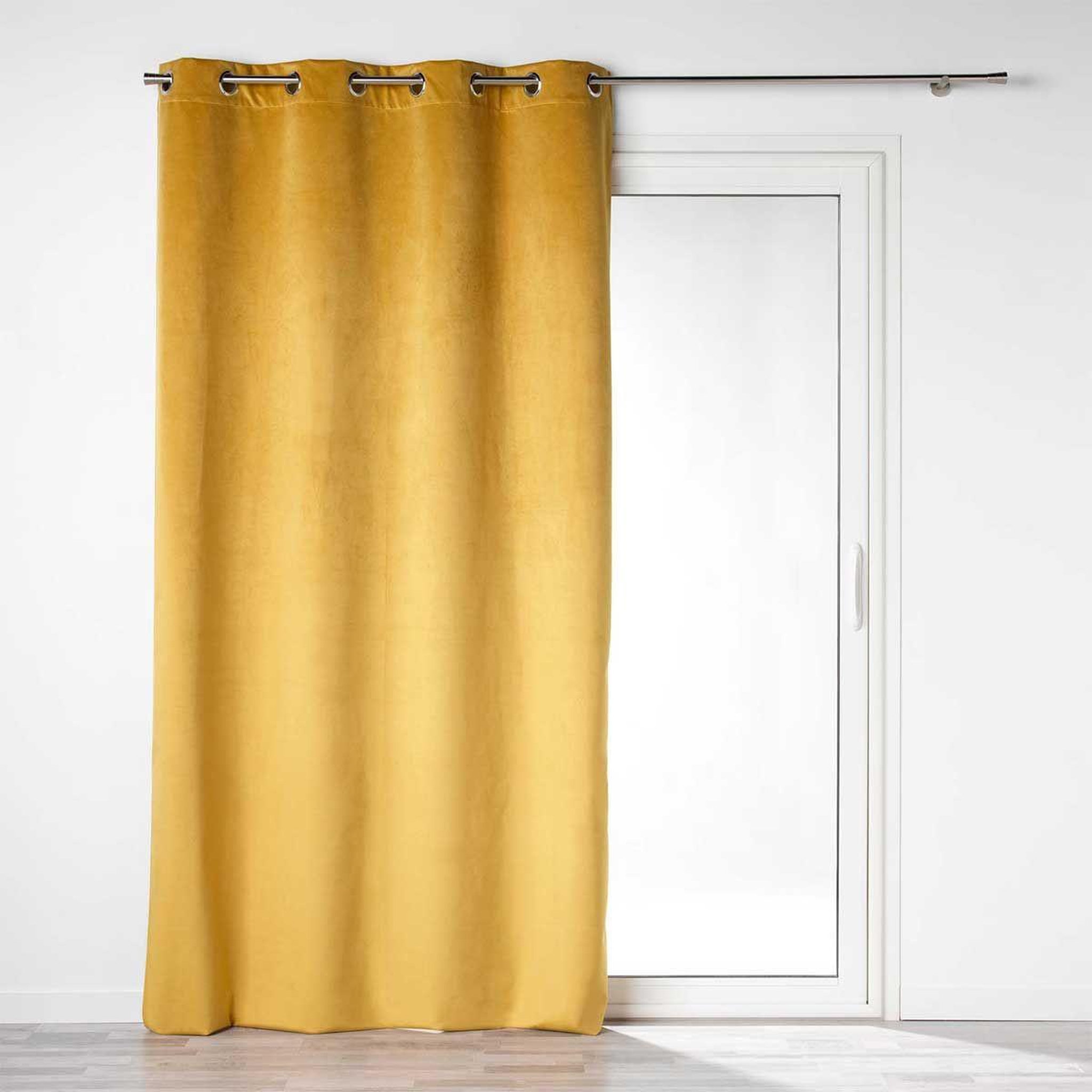 Voir la diapositive 1 : Douceur d'Intérieur Rideau occultant  velounight  135x260cm jaune