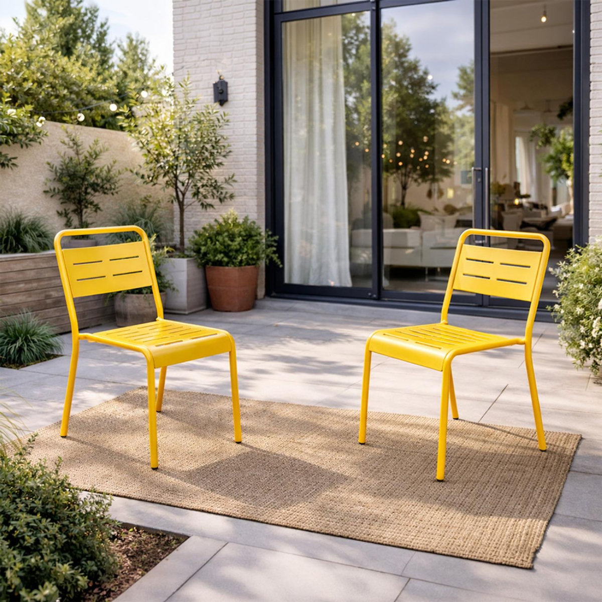 CONCEPT USINE Lot de 2 chaises de jardin empilables jaunes BERGAME
