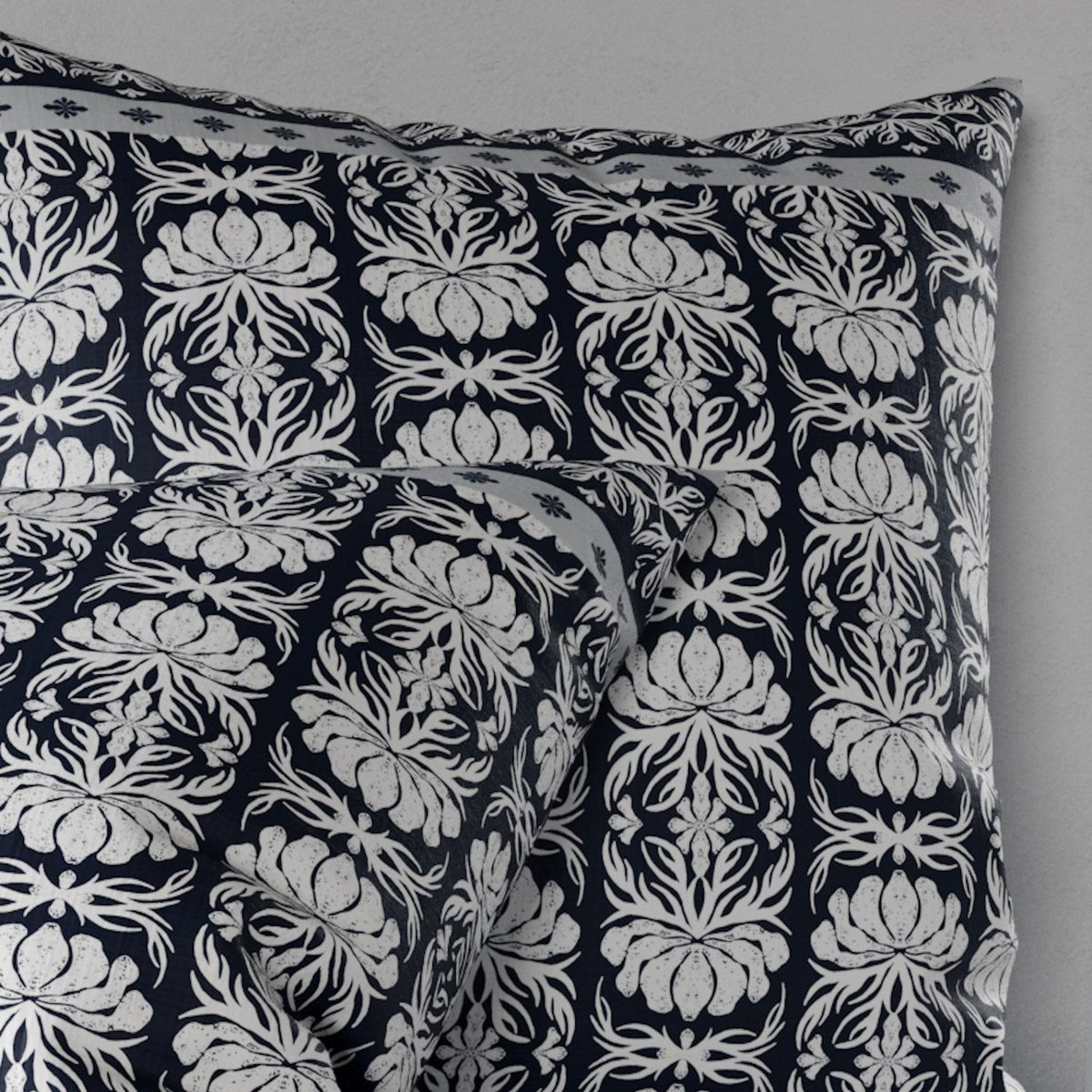 Les Ateliers du Linge Coussin imprimé 100%coton folk