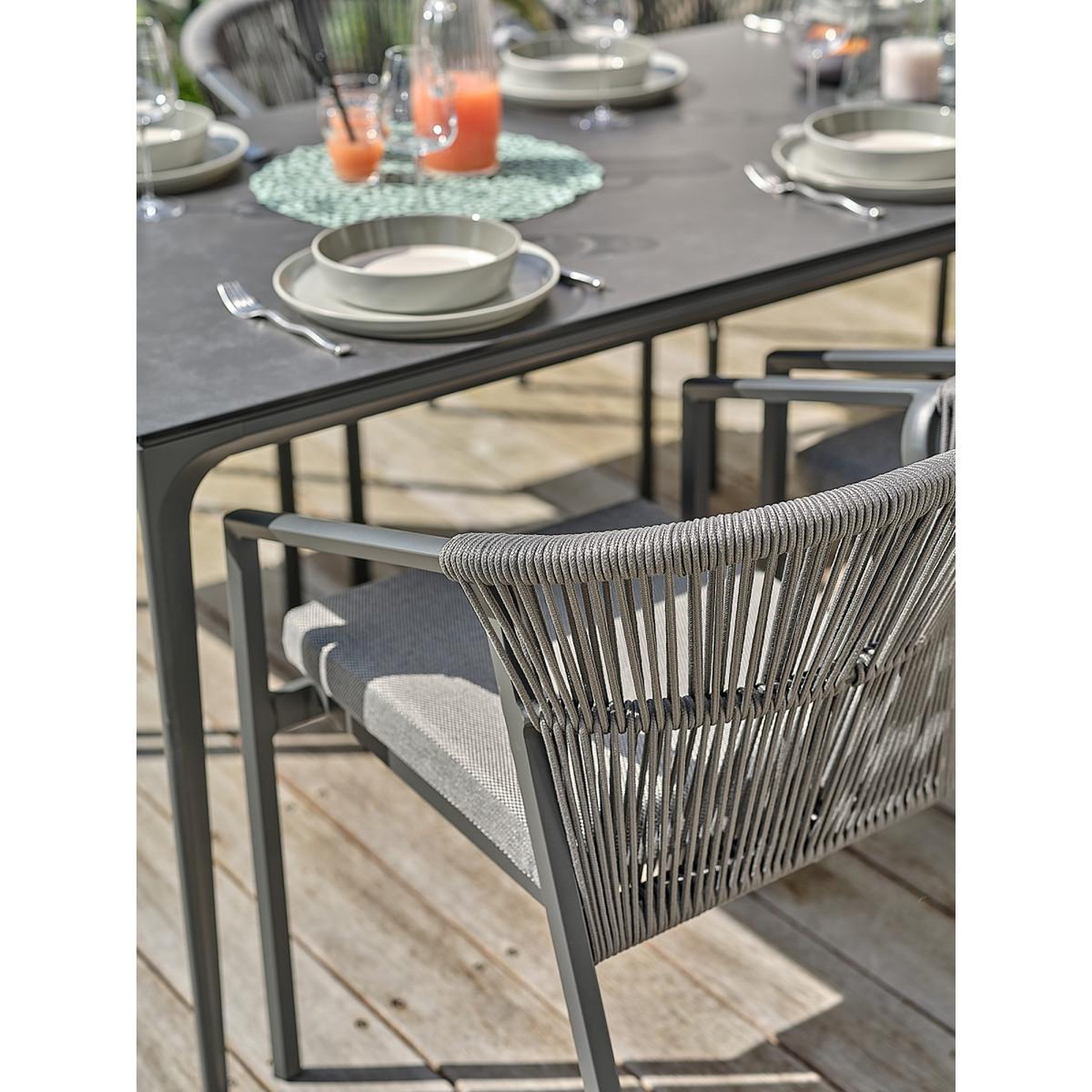 Voir la diapositive 5 : Paris Prix Lot de 2 fauteuils de jardin empilables  gambi  79cm anthracite