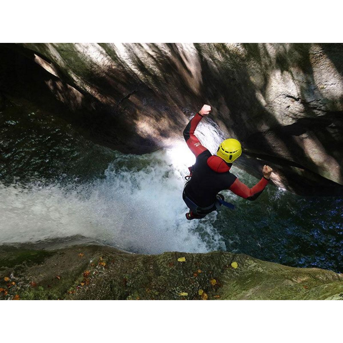 Smartbox Descente de 6h du canyon du Furon près de Grenoble - Coffret Cadeau Sport & Aventure