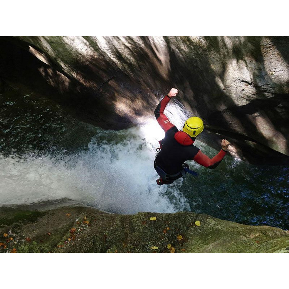 Smartbox Descente de 6h du canyon du Furon près de Grenoble - Coffret Cadeau Sport & Aventure