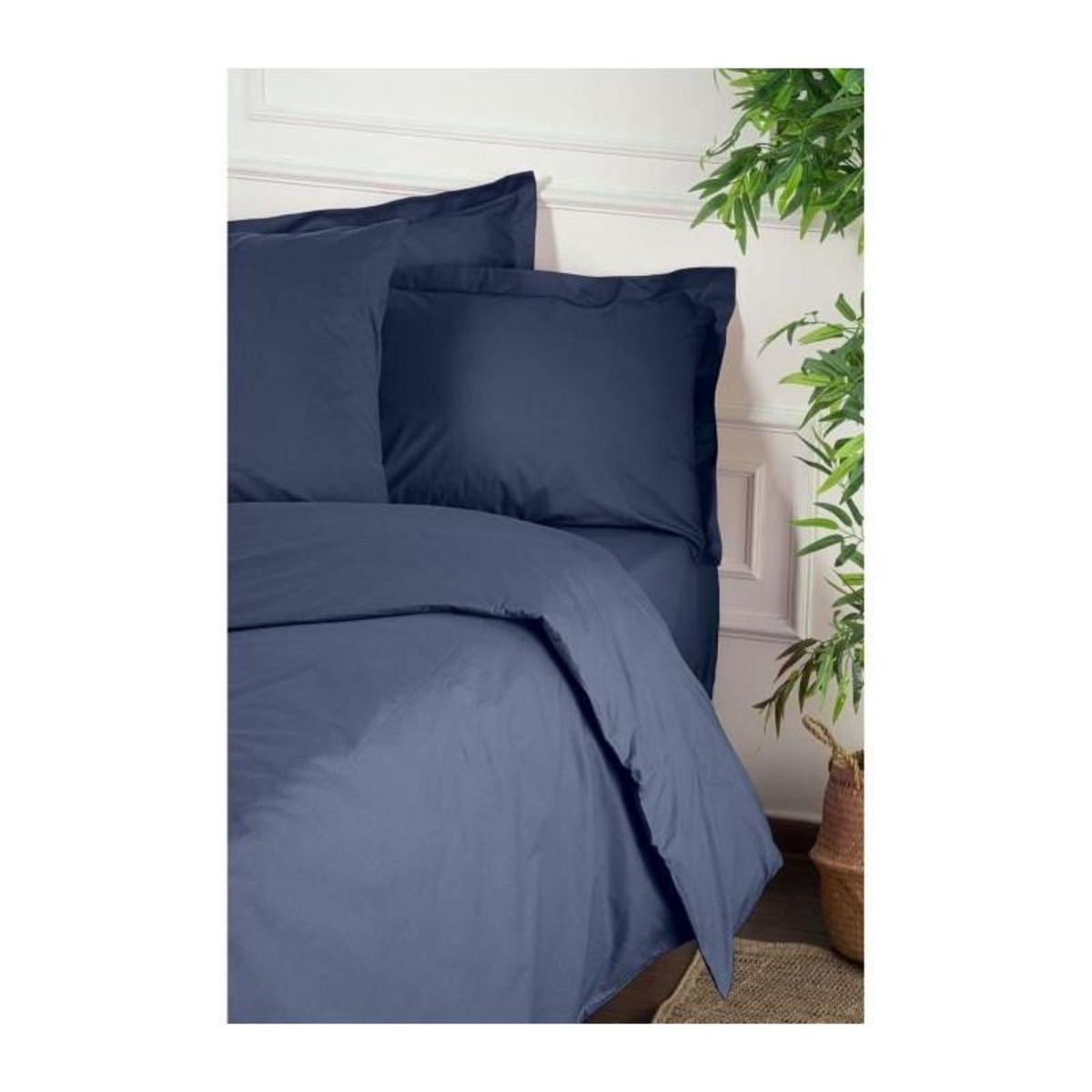 GENERIQUE Parure de lit - 1 housse de couette 220 x 240 cm + 2 taies d'oreiller 60 x 60 cm - 100% coton renforcé - Bleu