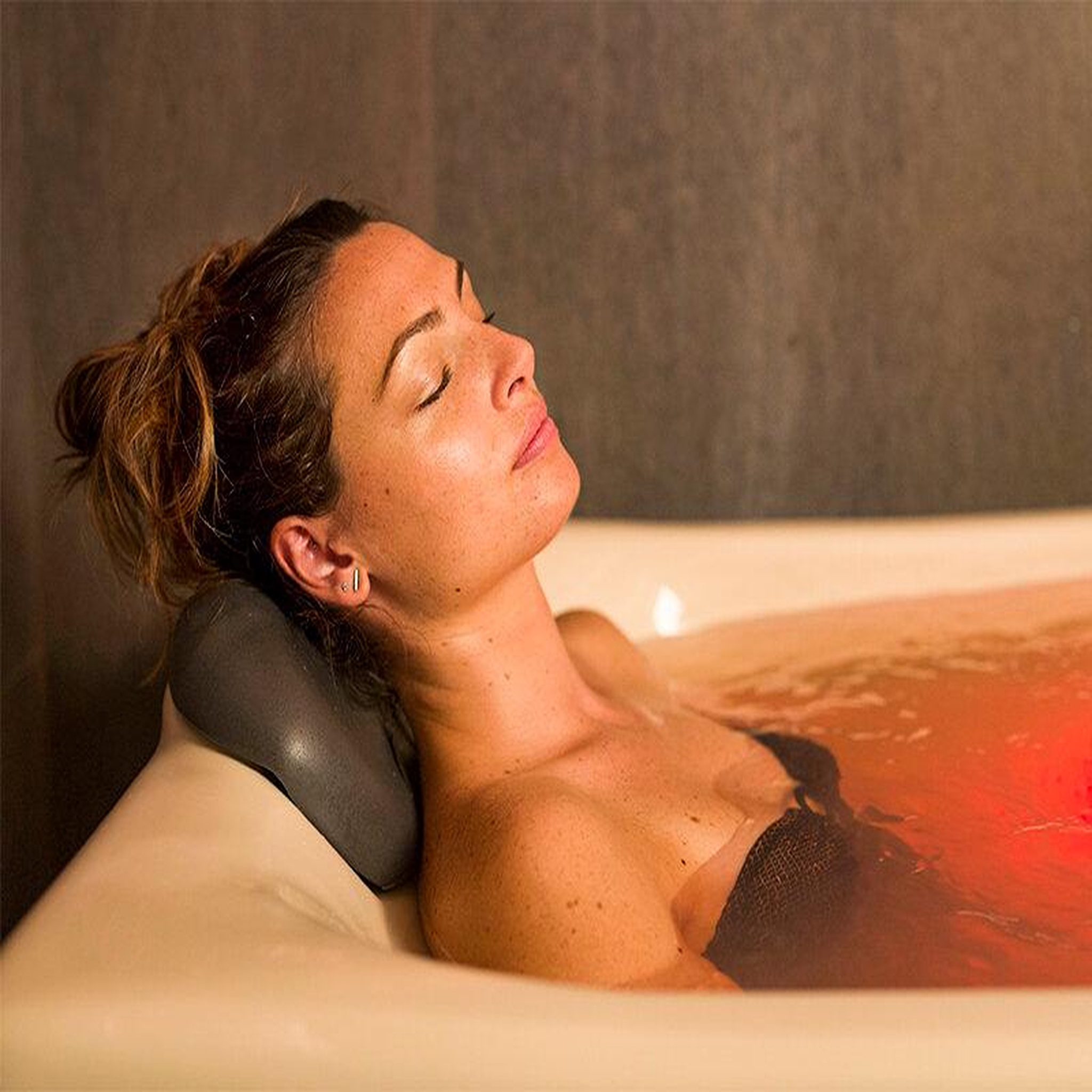 Voir la diapositive 3 : Smartbox 2 jours en studio dans une résidence 4* avec 3 soins et spa près de clermont-ferrand - coffret cadeau séjour