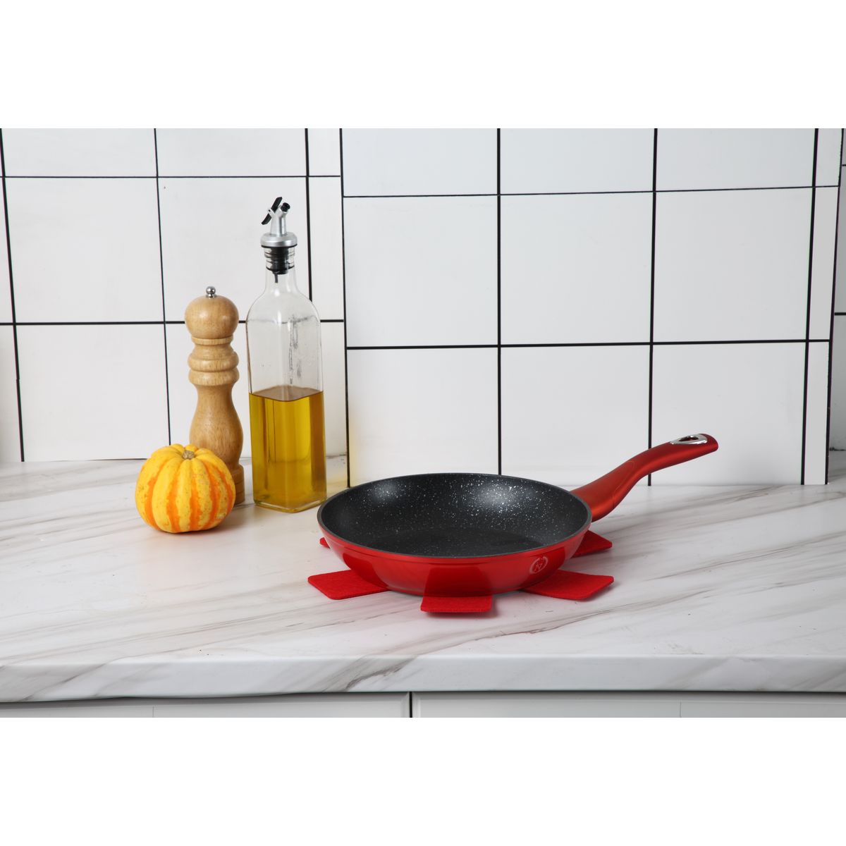 NAPOLEON Poêle induction rouge métallique 24 cm