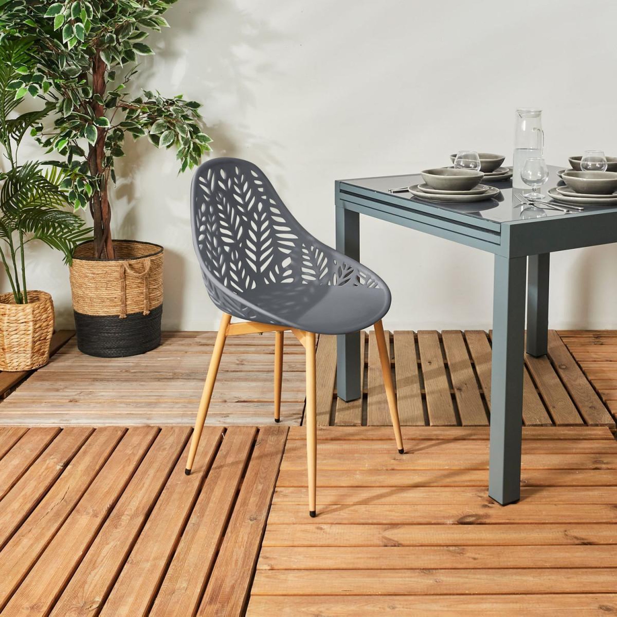 Voir la diapositive 3 : The Home Deco Factory Lot de 4 chaises de jardin  lucena  83cm gris