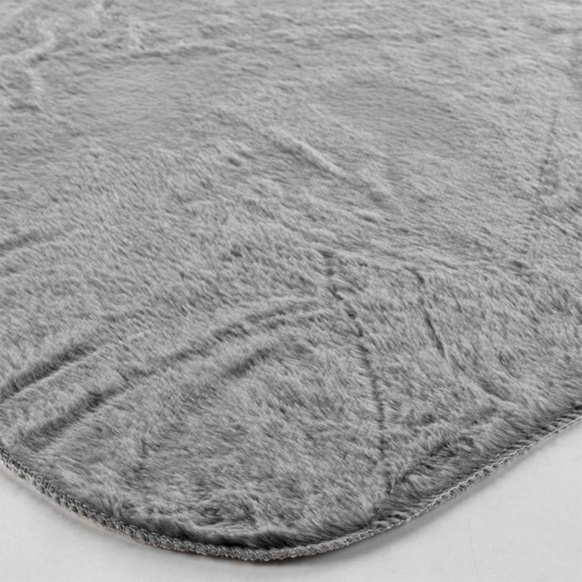 Paris Prix Tapis Imitation Fourrure  Réglisse  60x90cm Gris