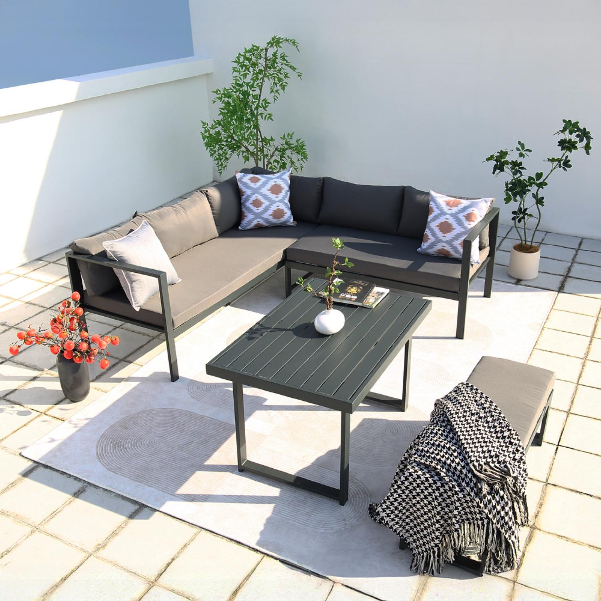Voir la diapositive 6 : CONCEPT USINE Salon de jardin gris foncé 6 places canapé et banc marbella