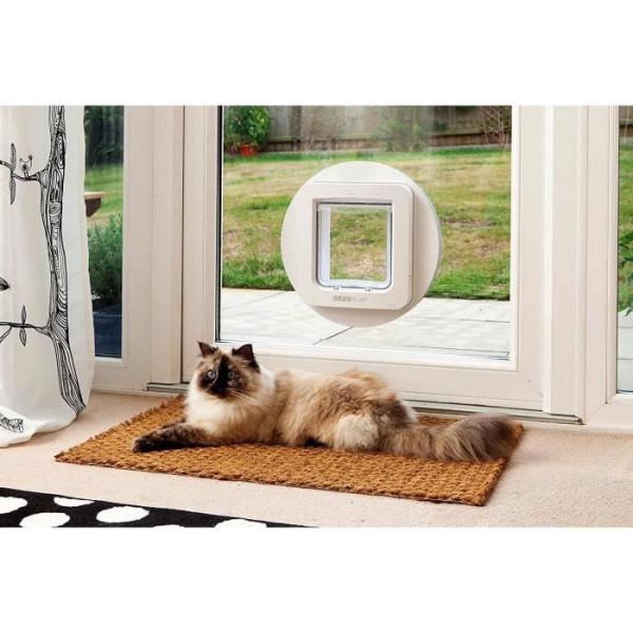 Voir la diapositive 5 : Pet Safe SUREFLAP Grande chatiere a puce électronique - Blanc - 178 mm x 170 mm (Mémorisation d'un maximum de 32 puces)