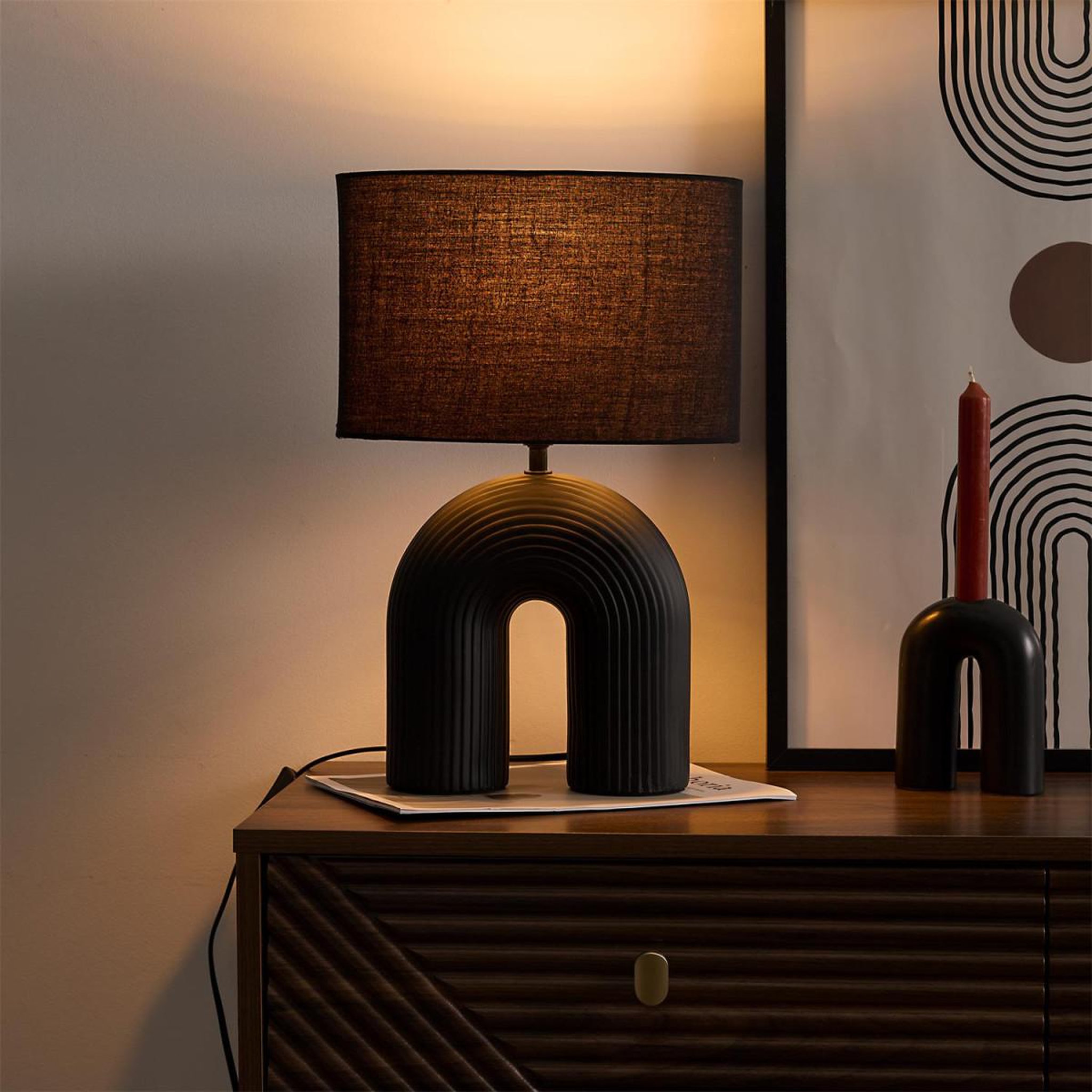 Voir la diapositive 5 : The Home Deco Factory Lampe à poser en céramique  archi  42cm noir