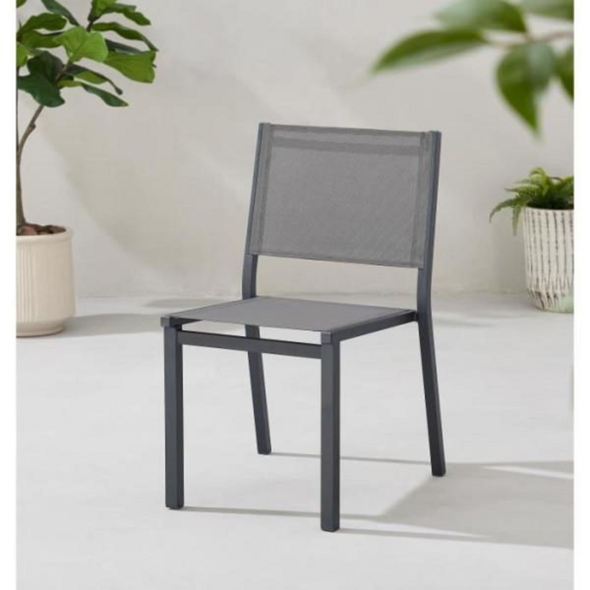 MARKET24 Ensemble repas de jardin : Table 160 cm + 6 chaises - Structure en aluminium - Gris anthracite