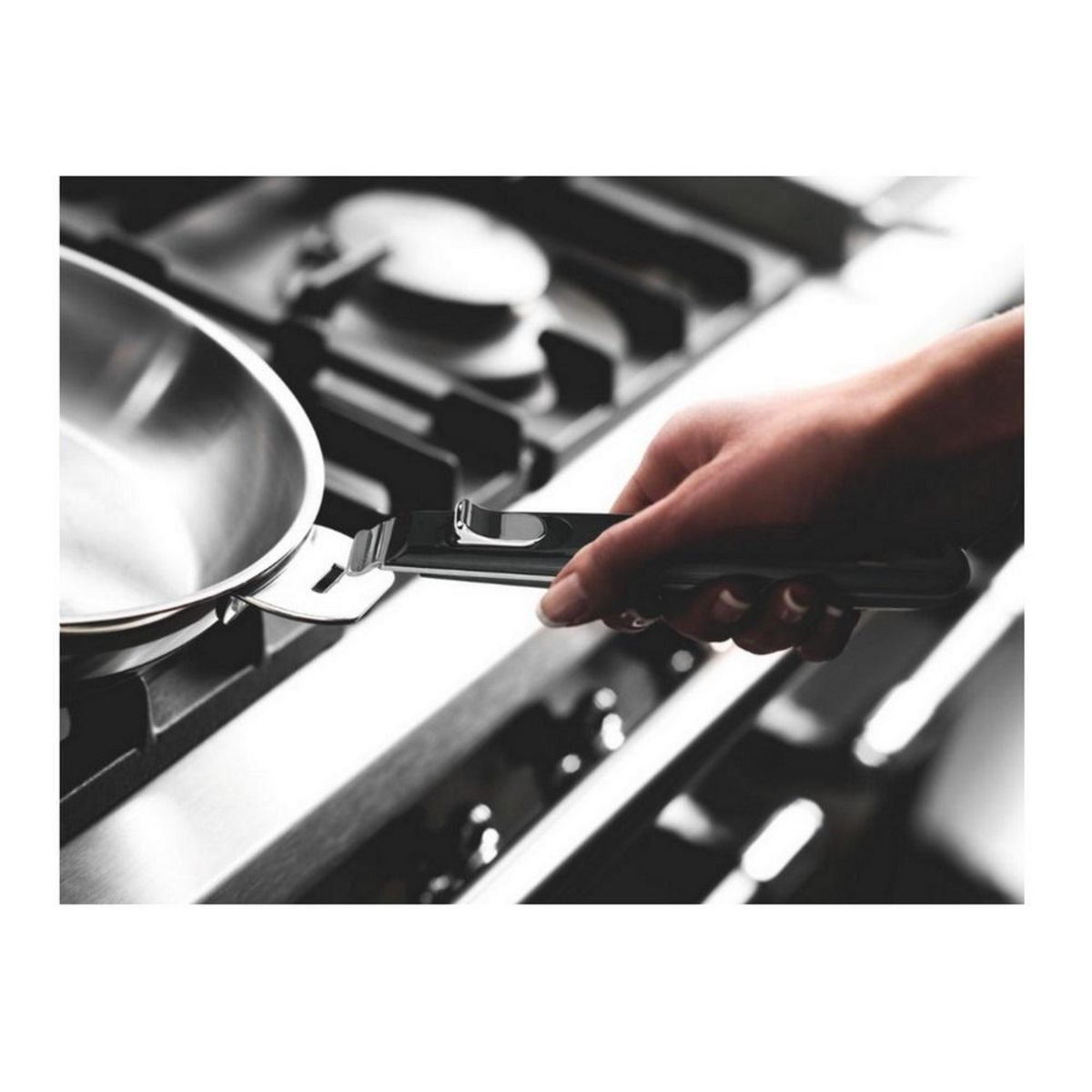 Lagostina Wok 30cm avec couvercle en verre - 12138042230