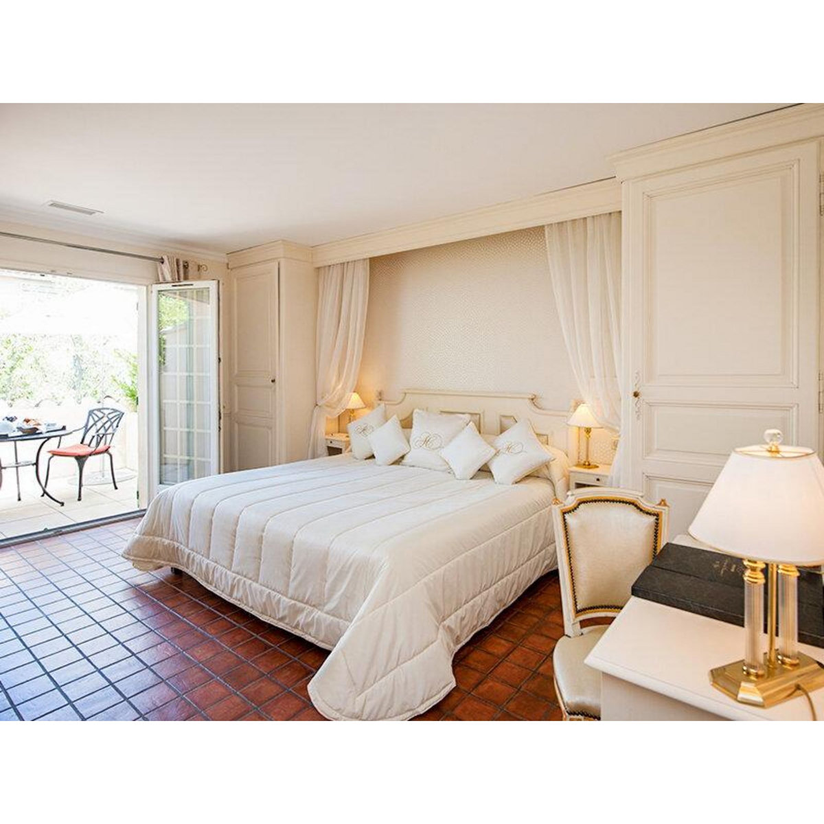 Smartbox Séjour de luxe avec dîner gastronomique et spa en auberge 5* près d'Avignon - Coffret Cadeau Séjour