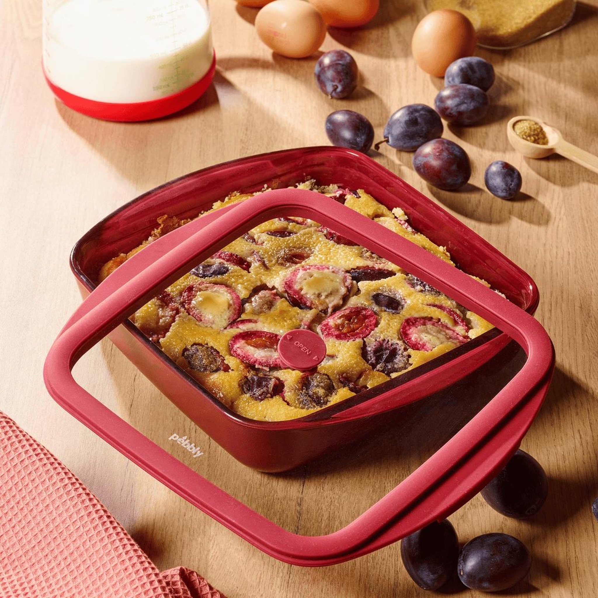 Voir la diapositive 2 : PEBBLY Plat à four carré 1.6l + couvercle - 40-PKV079