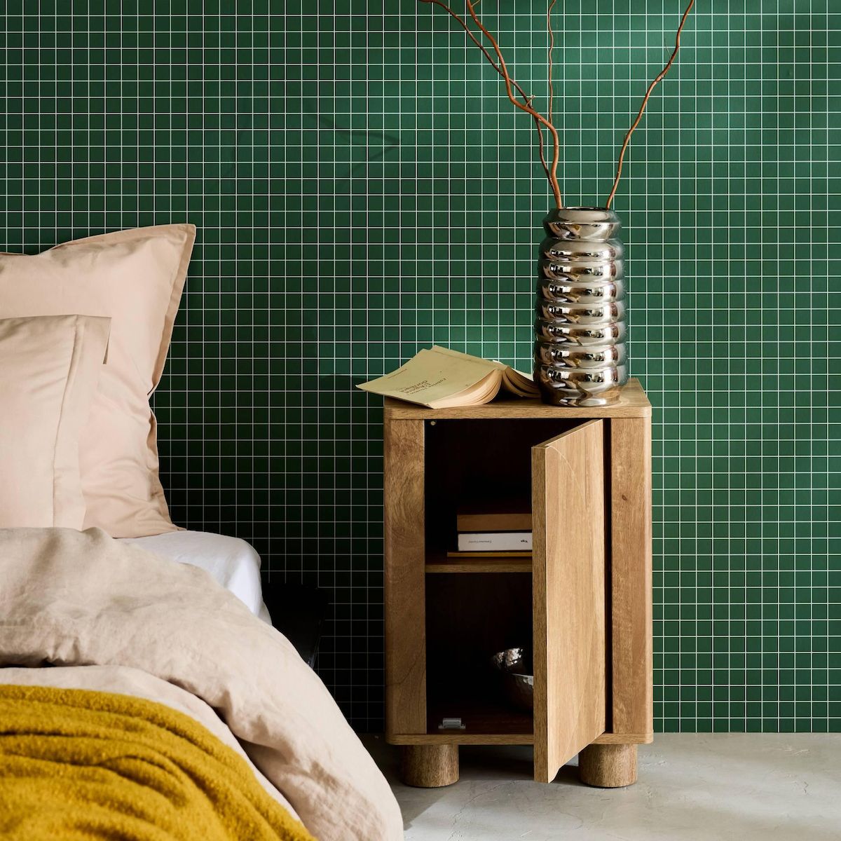 SWEEEK Lot de 2 tables de chevet décor bois de manguier 1 porte réversible Pondi