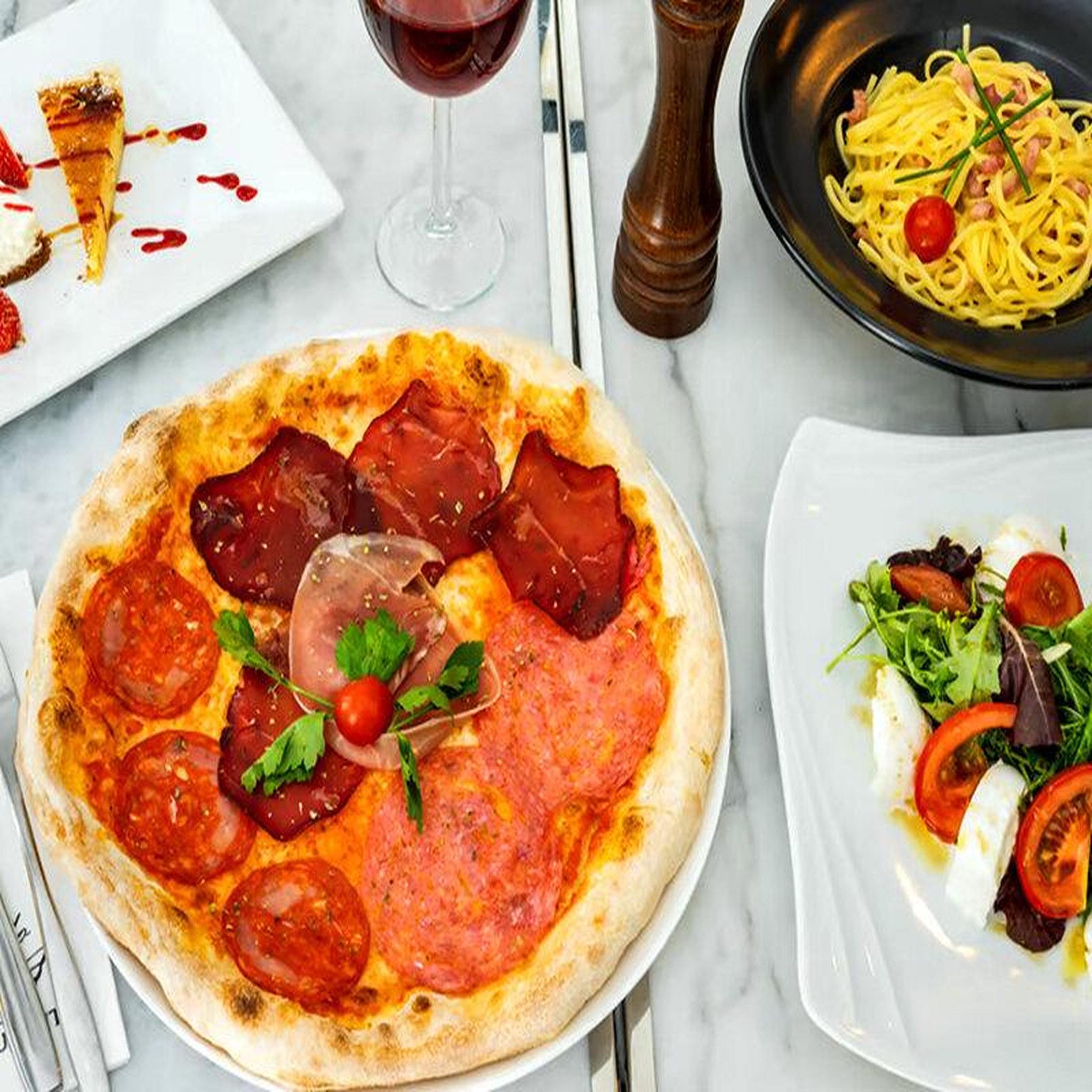 Voir la diapositive 3 : Smartbox Plaisir gourmand : repas italien 3 plats au cœur de paris - coffret cadeau gastronomie