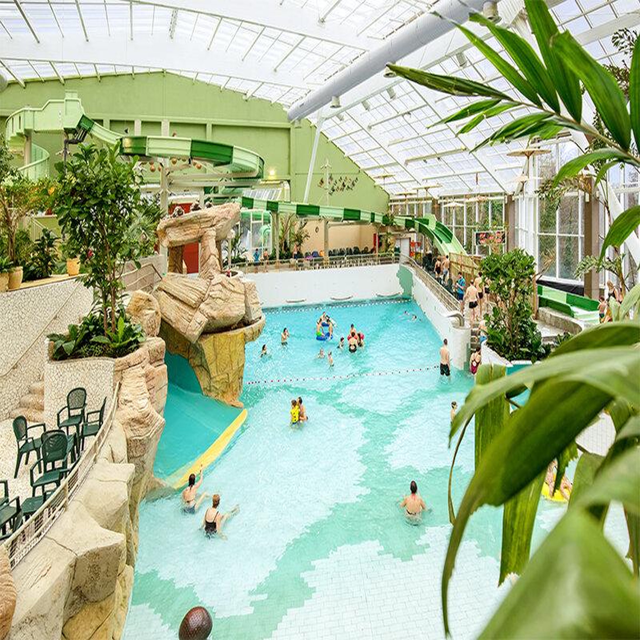 Voir la diapositive 4 : Smartbox Escapade de 5 jours en semaine à center parcs - coffret cadeau séjour
