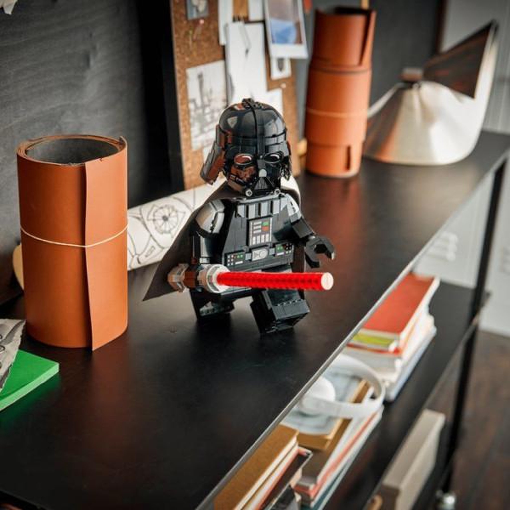 Voir la diapositive 5 : LEGO LEGO Star Wars 75461 Exclu Cdiscount Minifigurine de Dark Vador Grand Format 28cm de Haut - Jouet Collector des 10 ans