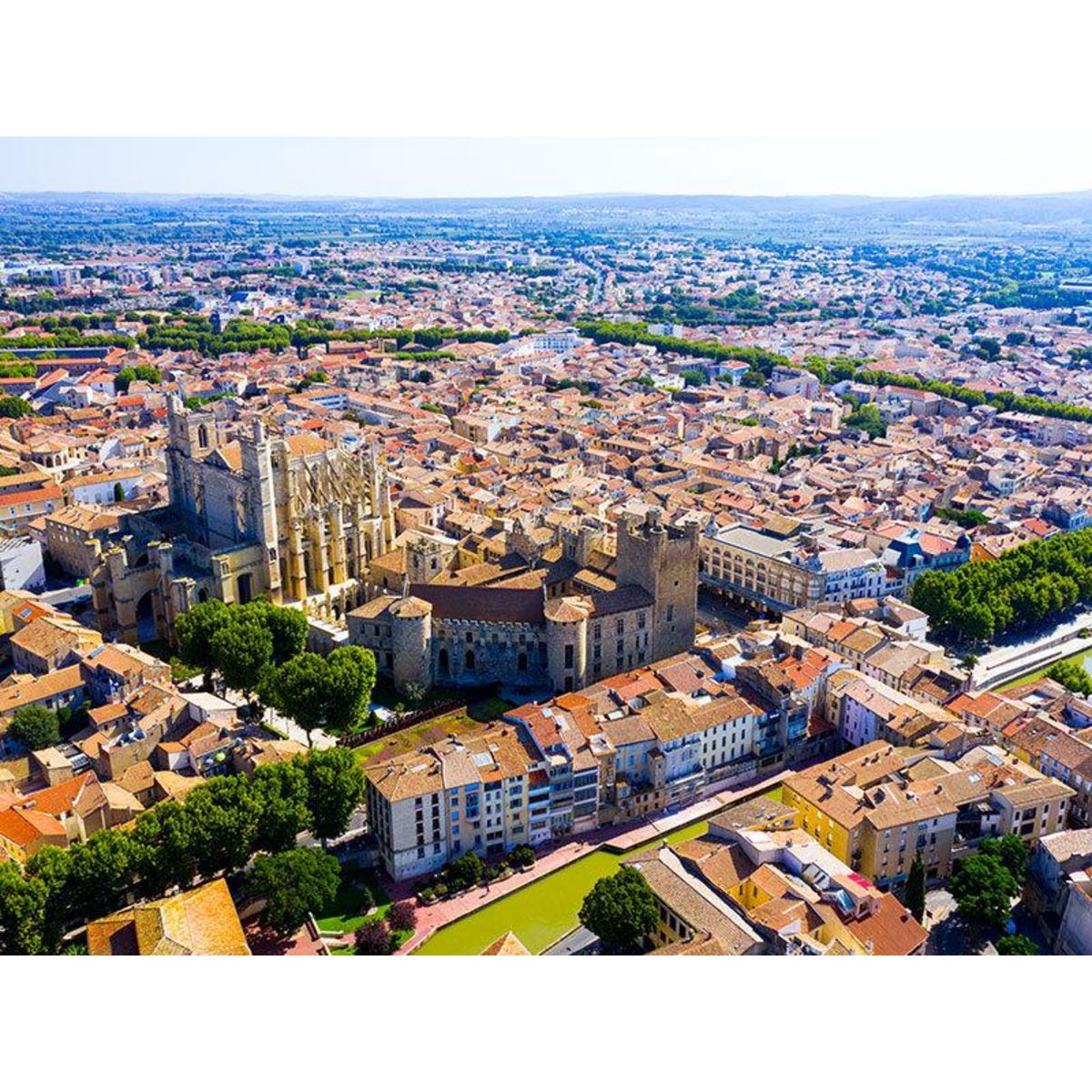 Smartbox Vol en hélicoptère de 20 min près du village de Gruissan - Coffret Cadeau Sport & Aventure