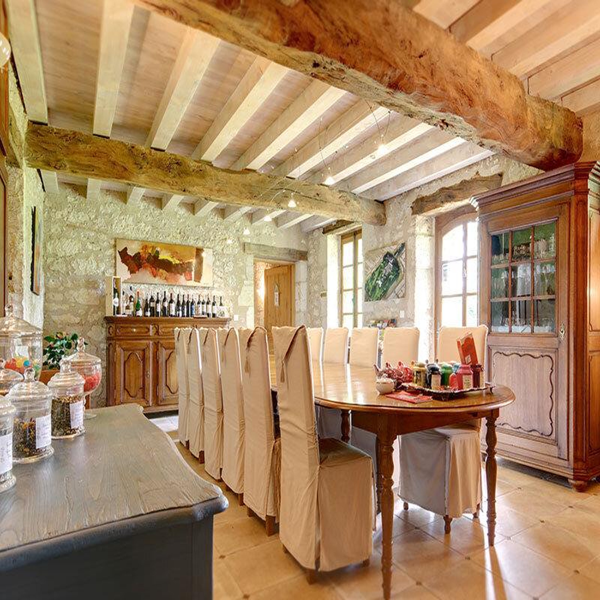 Voir la diapositive 3 : Smartbox 3 jours en maison d'hôtes avec dîner près d'Agen - Coffret Cadeau Séjour