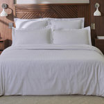 Home collection Housse de couette 100% satin de coton amboise. Coloris disponibles : Blanc