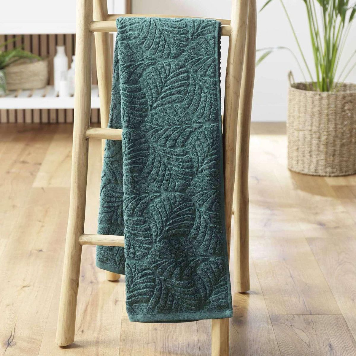 Douceur d'Intérieur Drap de douche OCALA - Eponge ciselée unie