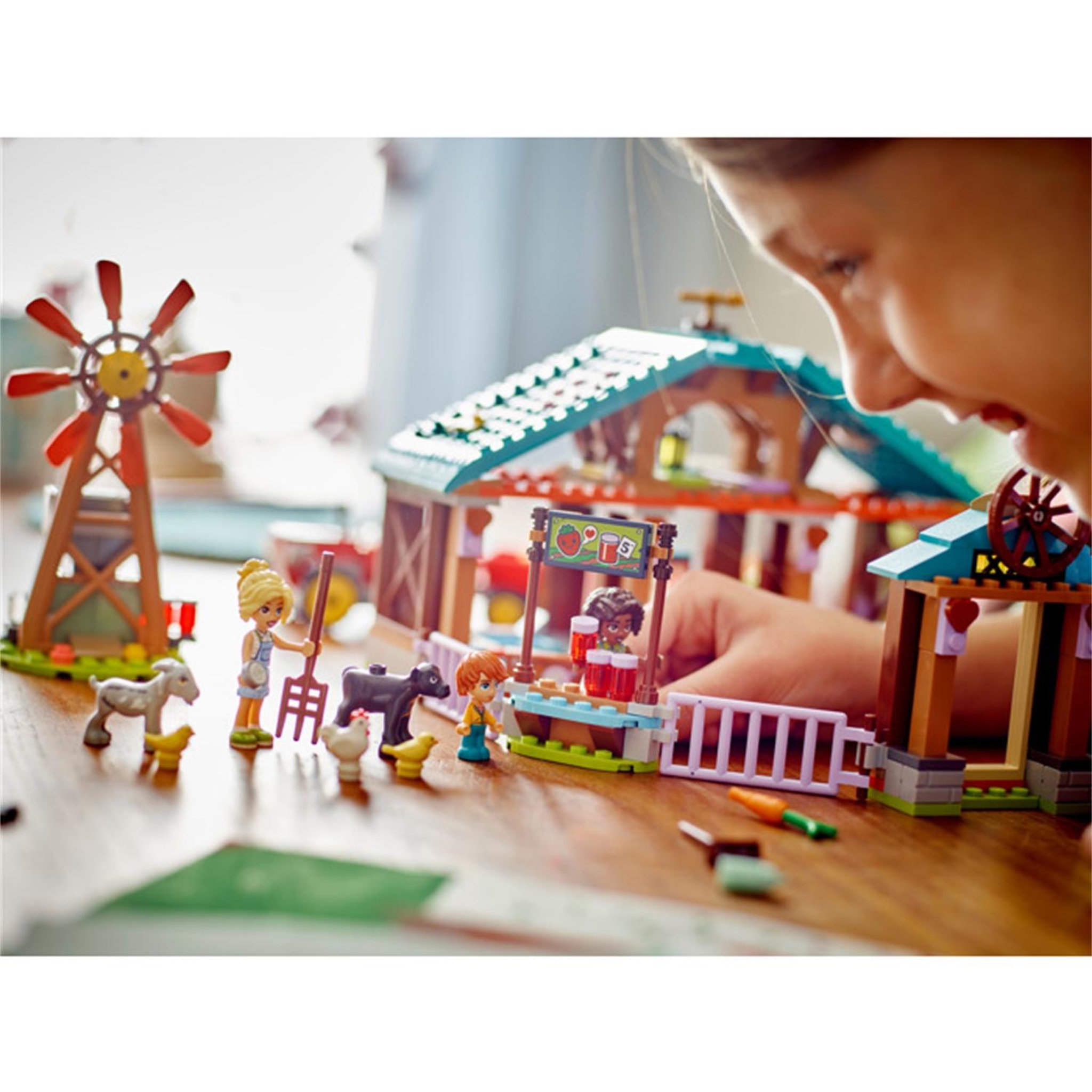 Voir la diapositive 6 : LEGO Friends Le refuge des animaux de la ferme