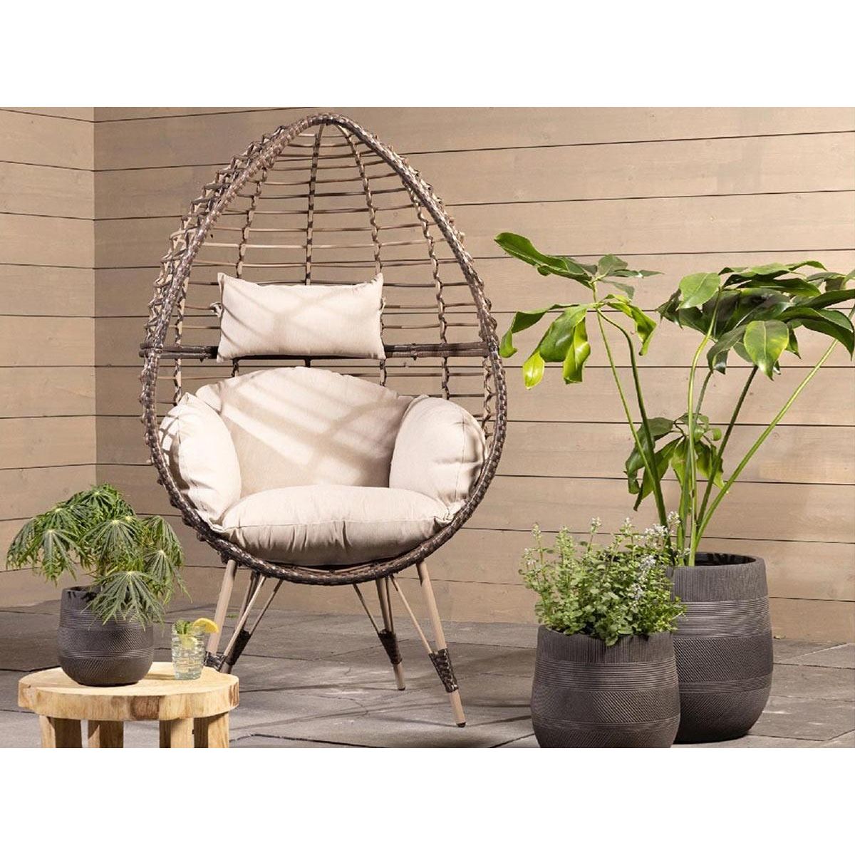 JARDIDECO Fauteuil œuf de jardin sur pieds Evora en résine tressée brun - Jardideco
