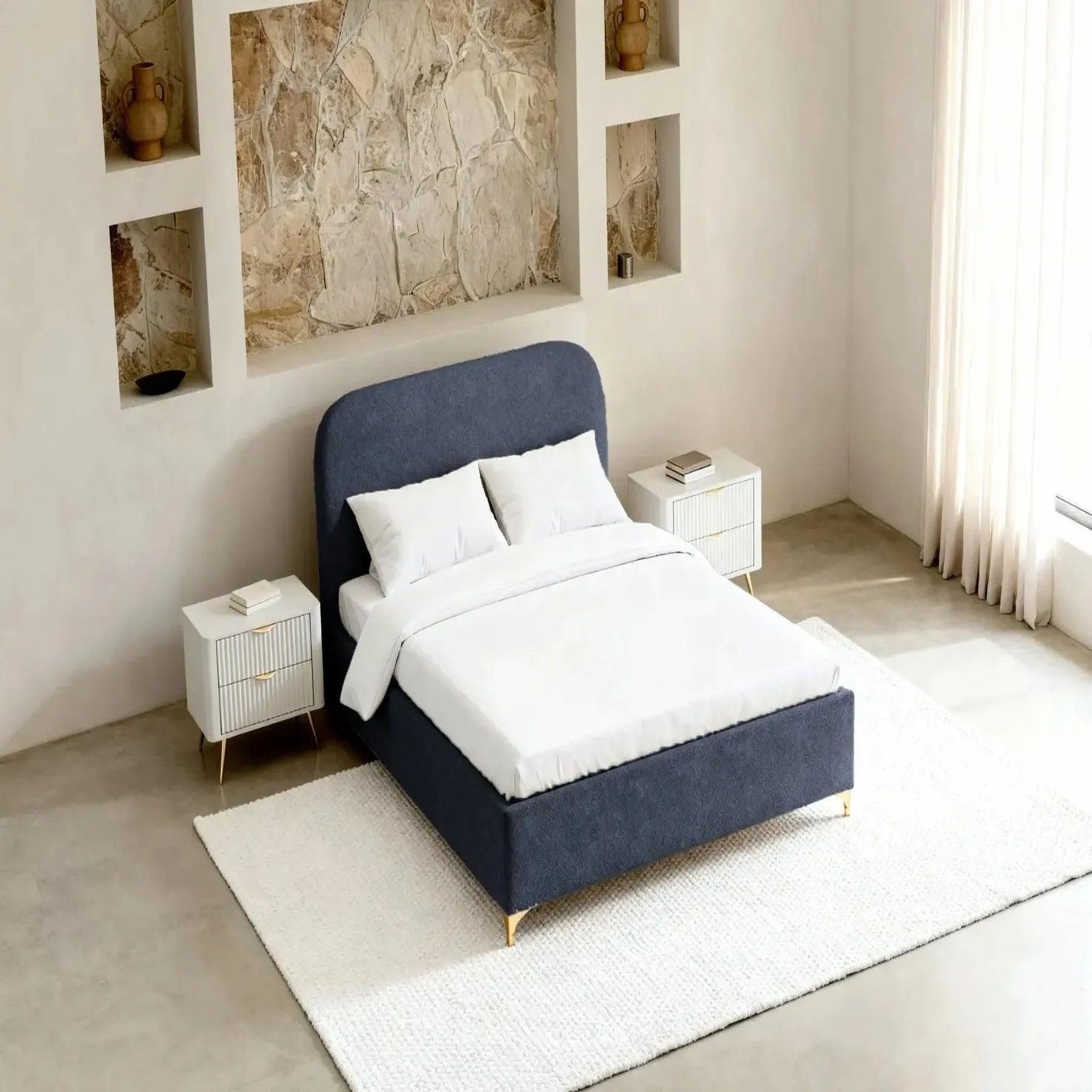 Voir la diapositive 5 : CASANOVA PARIS Charlotte - lit coffre tissu chenille