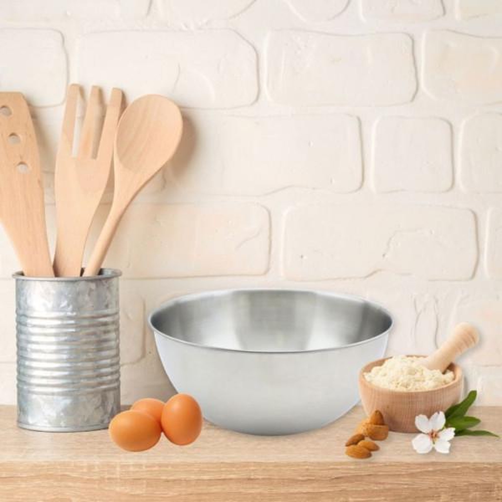 Voir la diapositive 2 : Fackelmann Set de 2 saladiers et couverts a salade - fackelmann - 20,5 et 25 cm