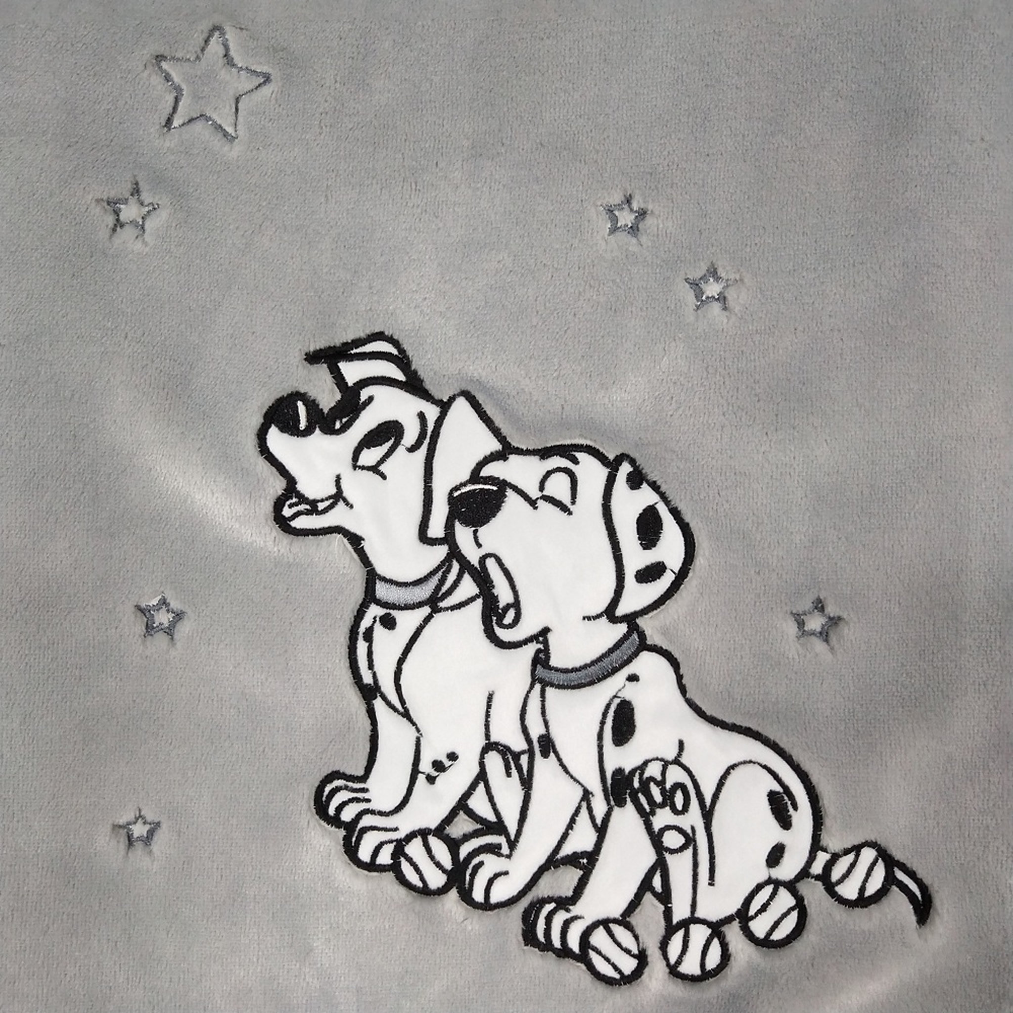 Voir la diapositive 3 : DISNEY Couverture bi-matiere 75x100cm 101 Dalmatiens