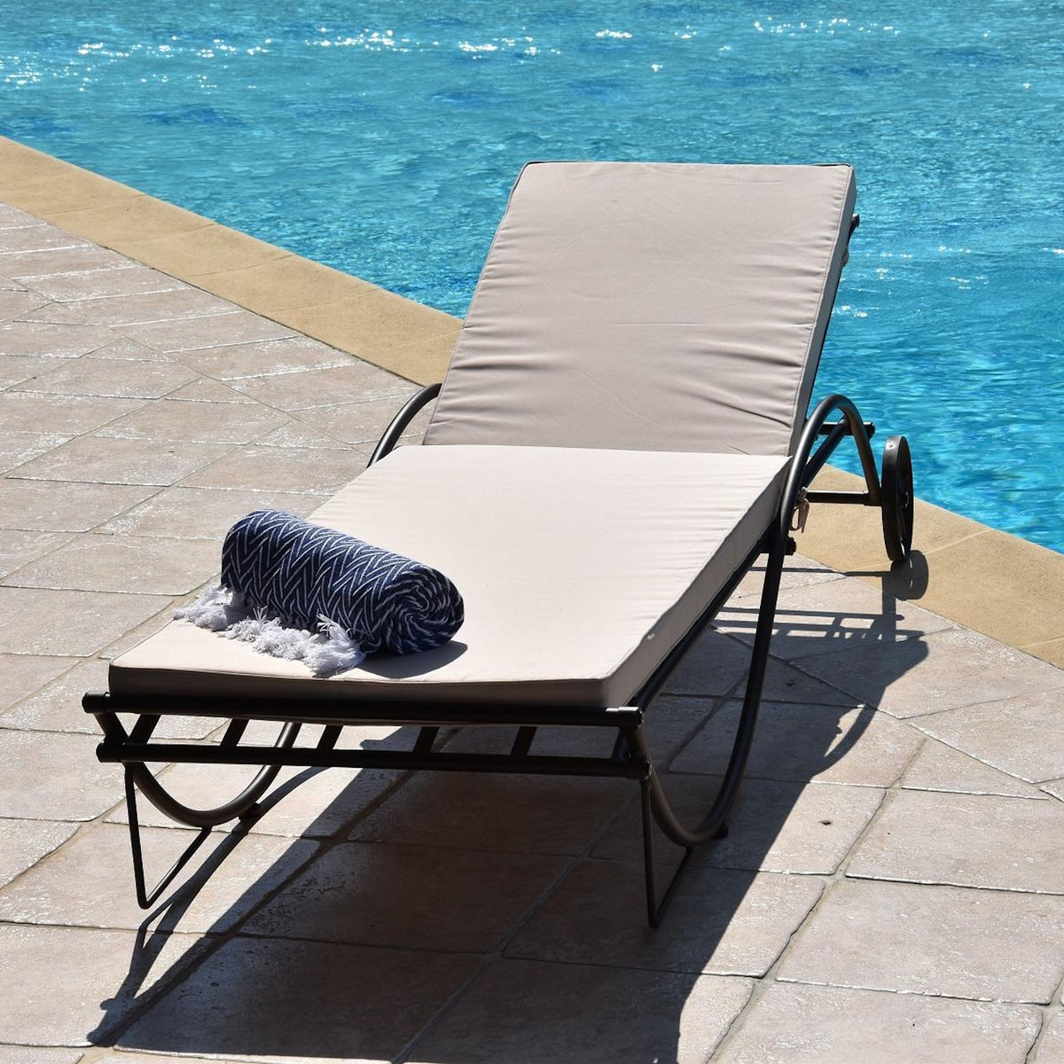 Bain de soleil empilable 190x66x70cm MOSAIQUE